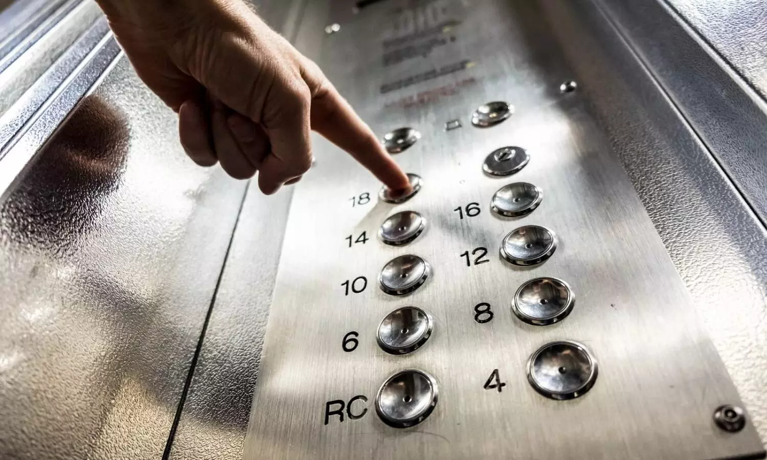 Kerala man stuck inside hospital lift for two days rescued