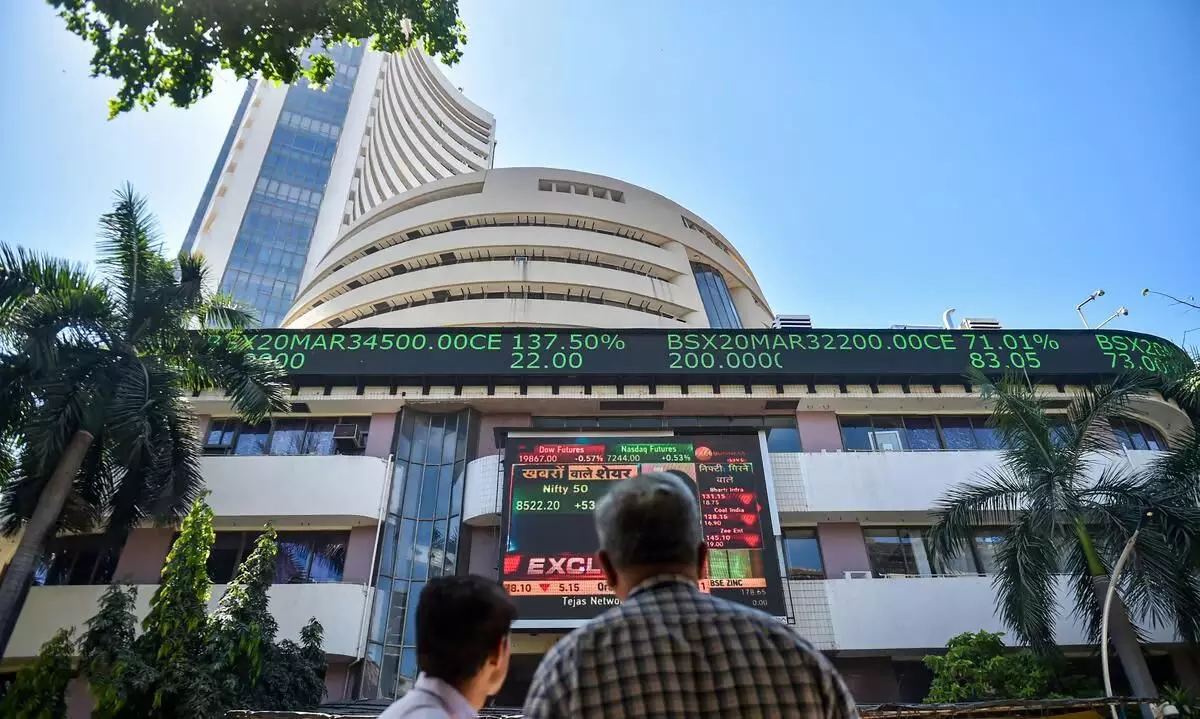 Sensex, Nifty settle lower ahead of Budget Sensex, Nifty settle lower ahead of Budget