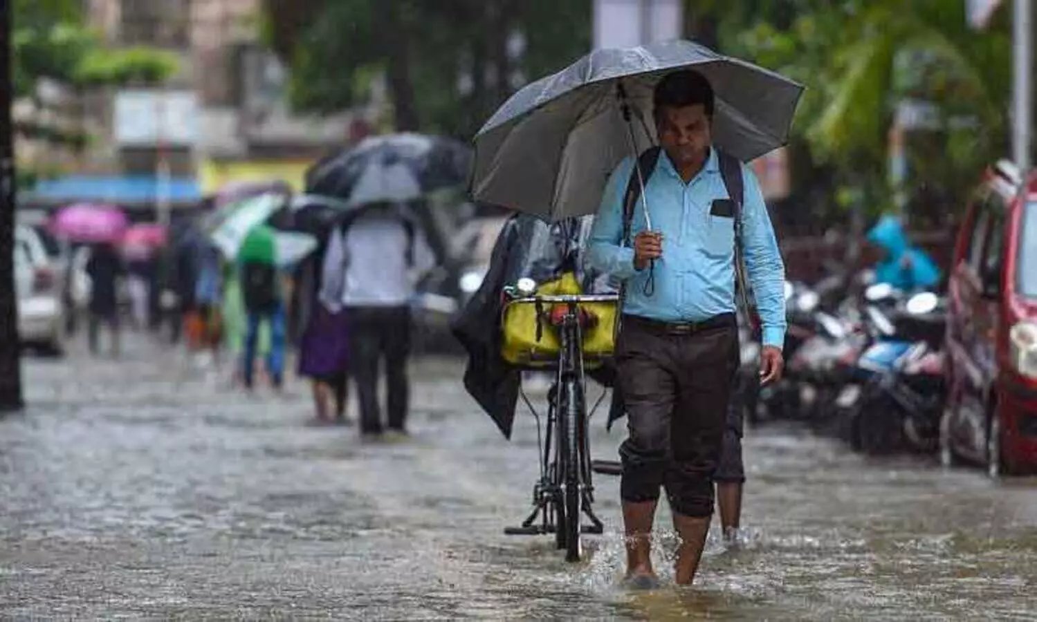 15 roads closed in Himachal following heavy rainfall, Met issues yellow alert till July 28