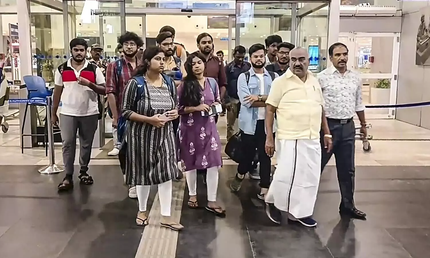 Around 6,700 Indian students returned from Bangladesh: MEA