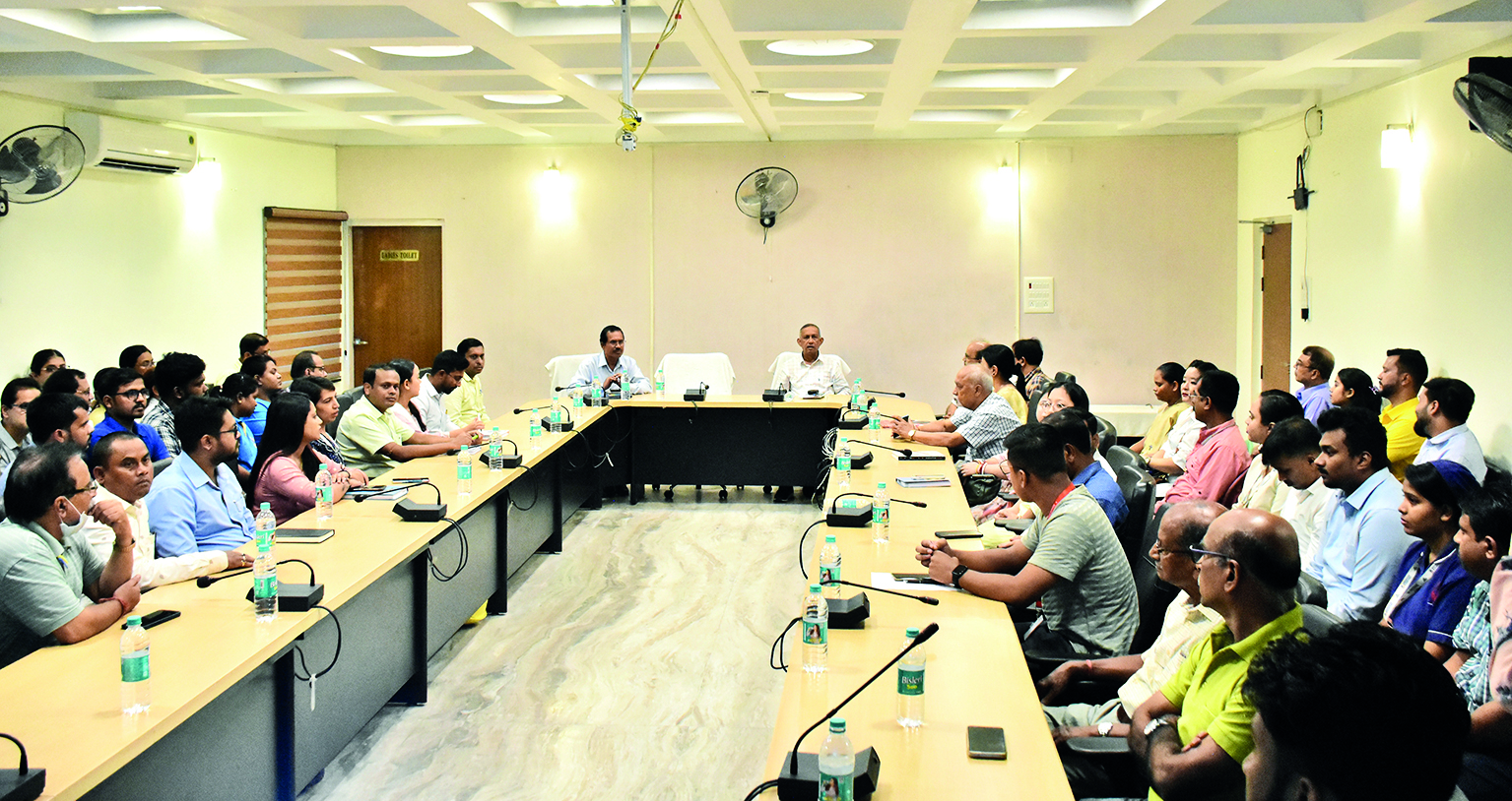 Health dept holds meeting with pvt hospitals, labs and nursing centres