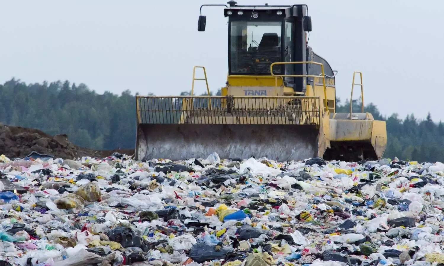 Untreated solid waste in Delhi may lead to public health emergency, says SC; slams MCD