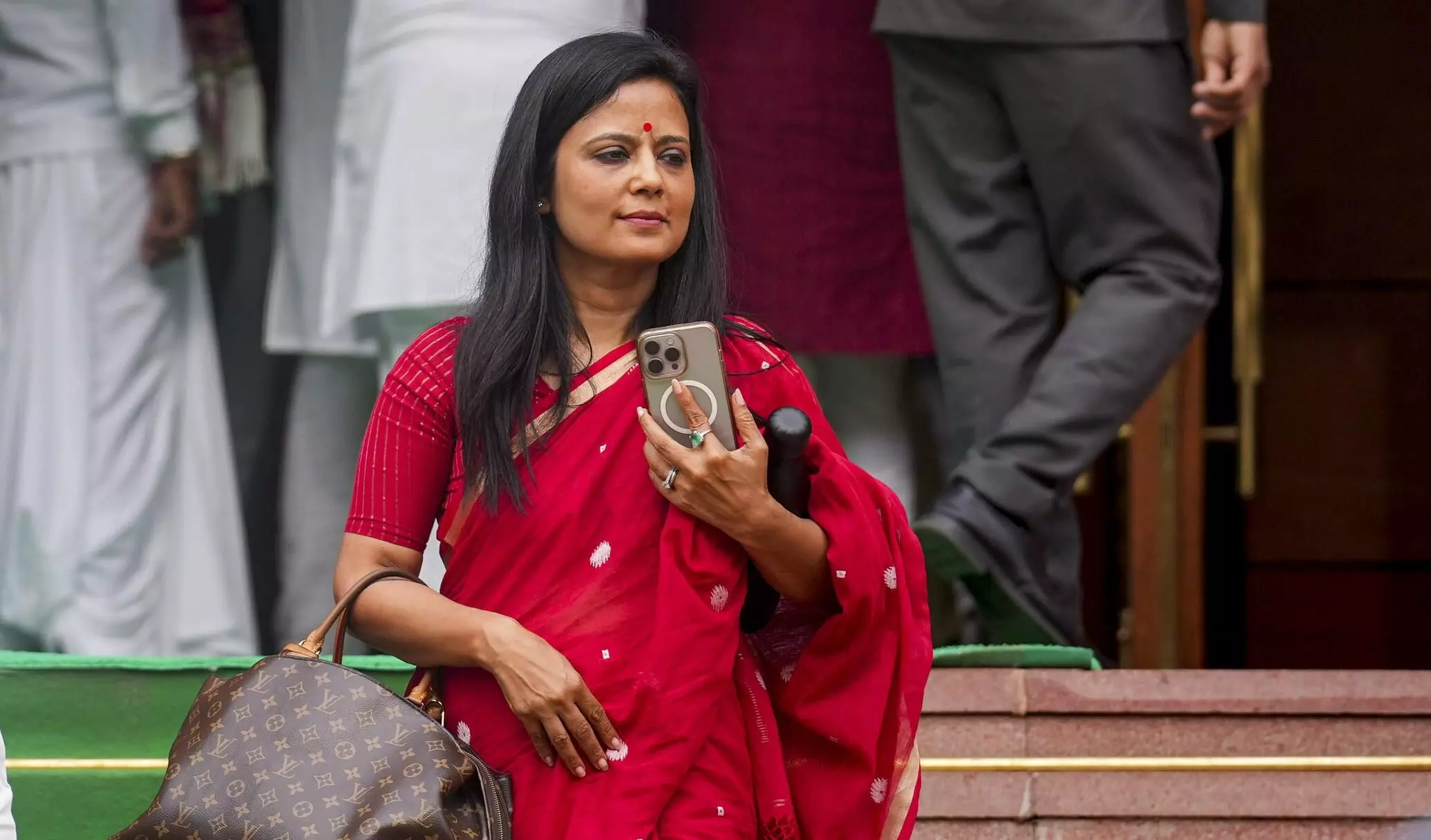 Delhi HC asks police to reply to MP Mahua Moitras plea to quash FIR Delhi HC asks police to reply to MP Mahua Moitras plea to quash FIR