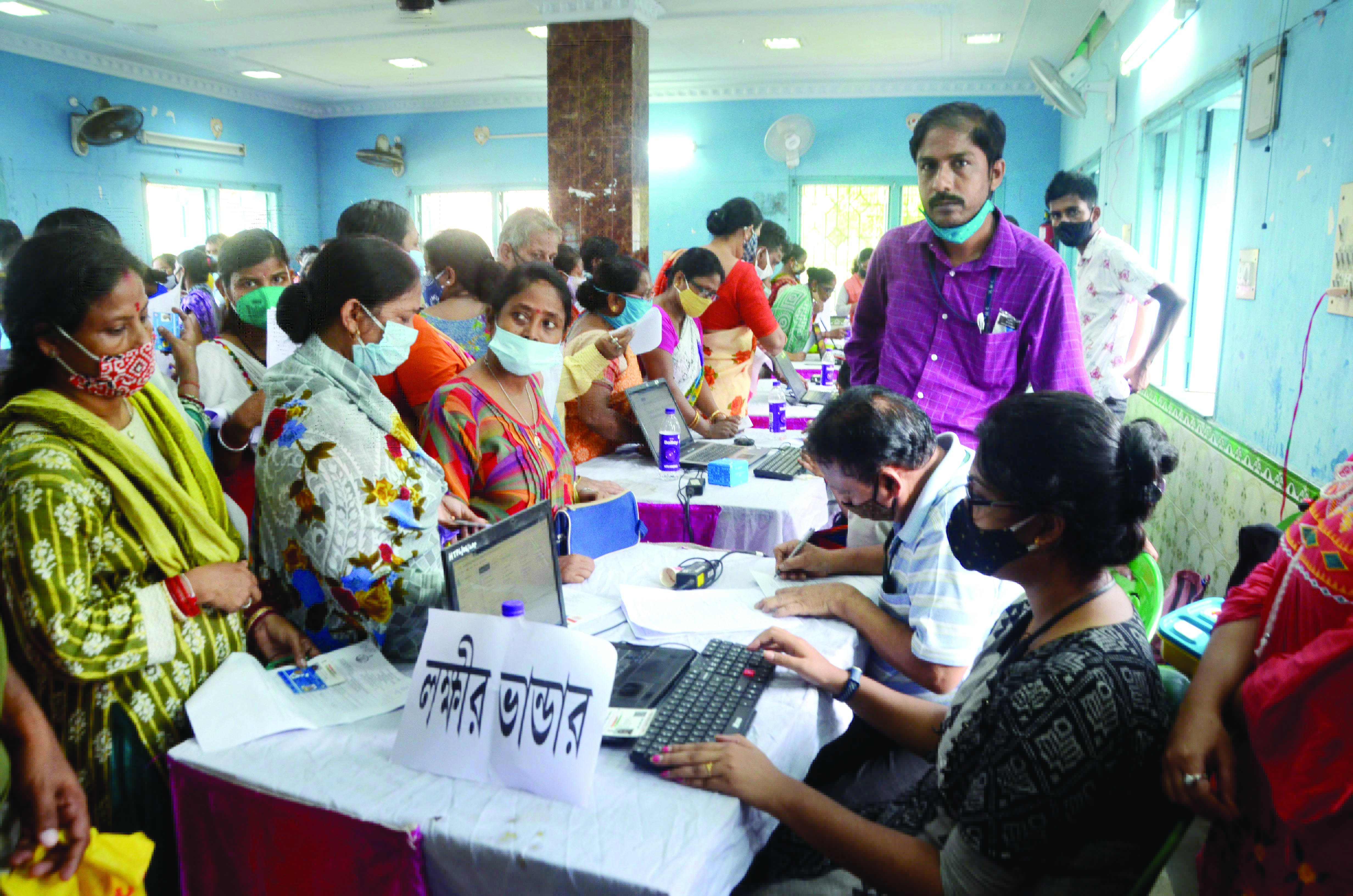 Lakshmir Bhandar: ‘Over 2.15 cr applications approved so far’ Lakshmir Bhandar: ‘Over 2.15 cr applications approved so far’