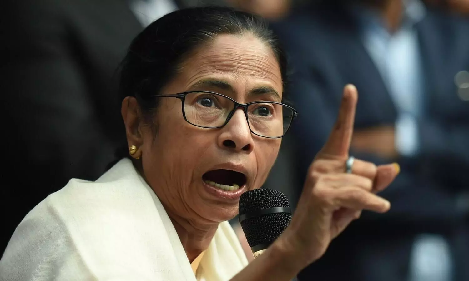 Mamata slams Centre over series of train accidents