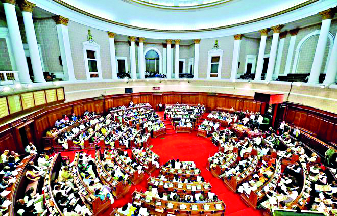 Assembly passes resolution on 3 new laws, condemns Centre’s approach Assembly passes resolution on 3 new laws, condemns Centre’s approach