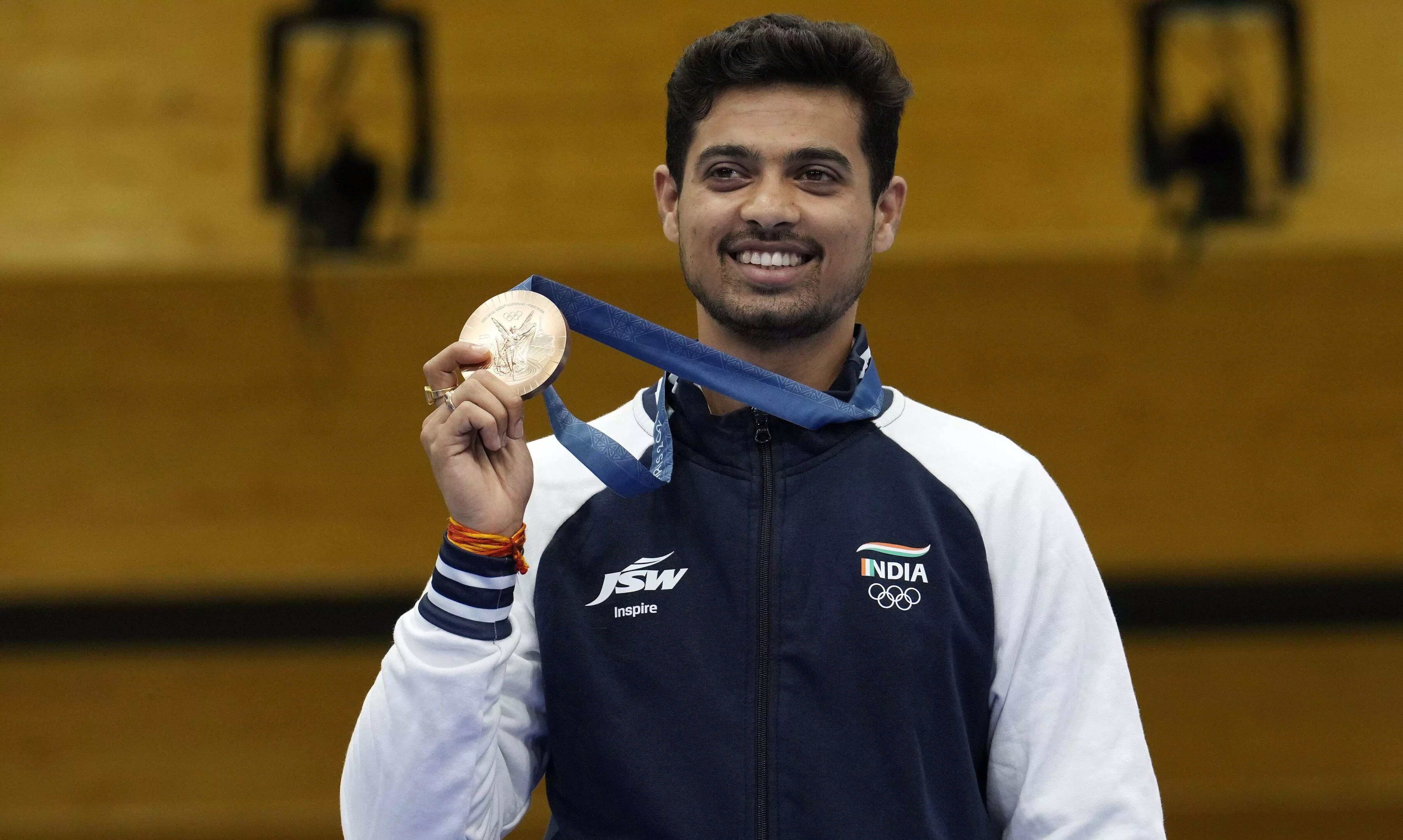 Swapnil Kusale clinches Indias first ever 50m rifle 3 positions Olympic bronze