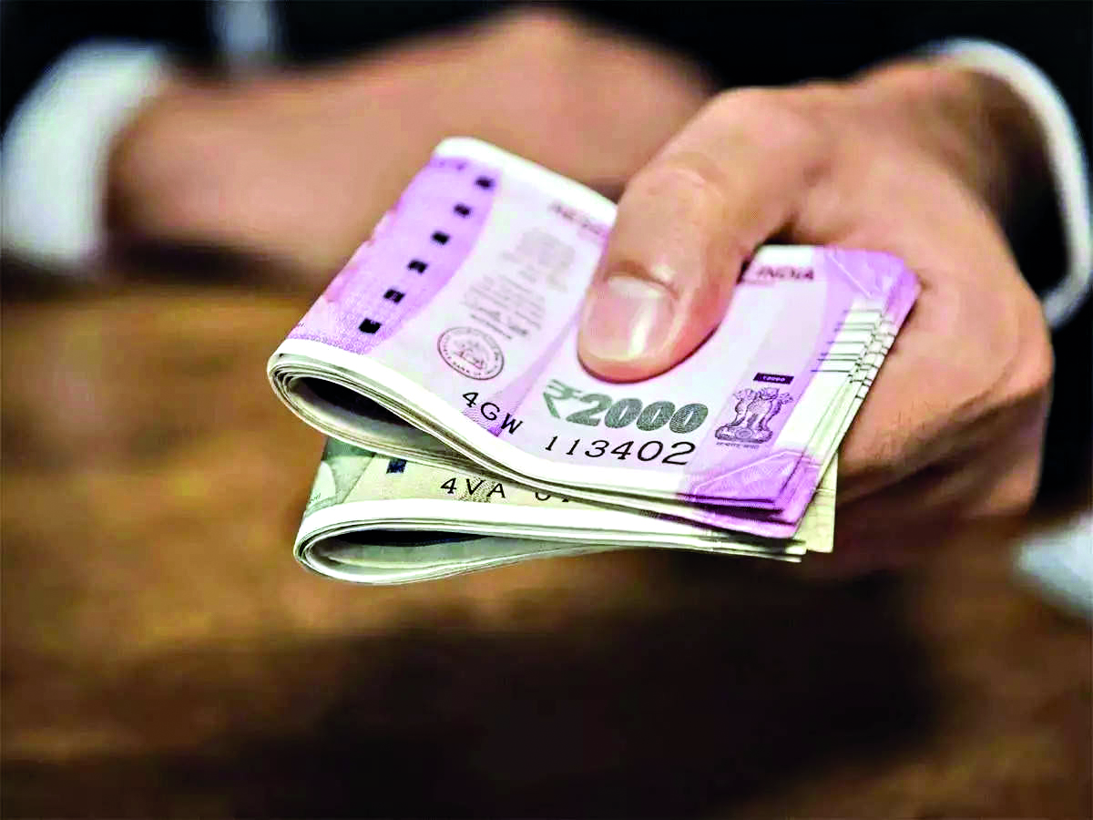 Microfinance entities cut rates, vow to improve ops as RBI governor flags ‘usurious’ charges