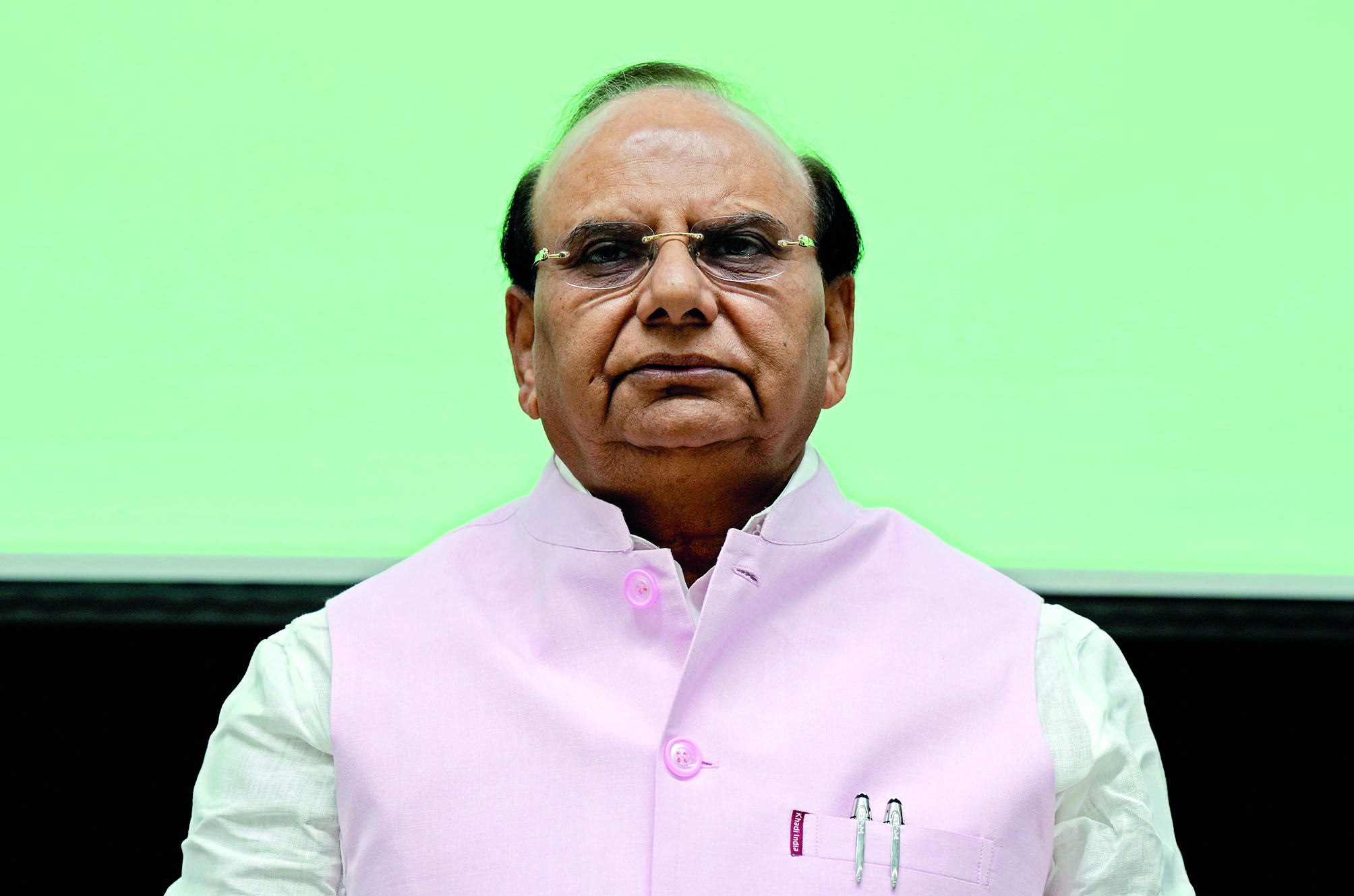 L-G transfers 7 senior IPS officers