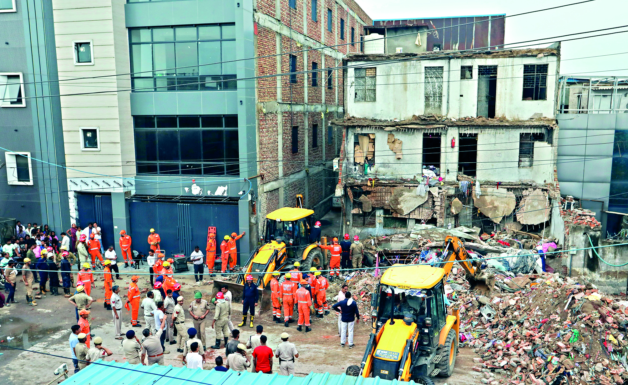 Portion of 3-storey building collapses, three killed: Police