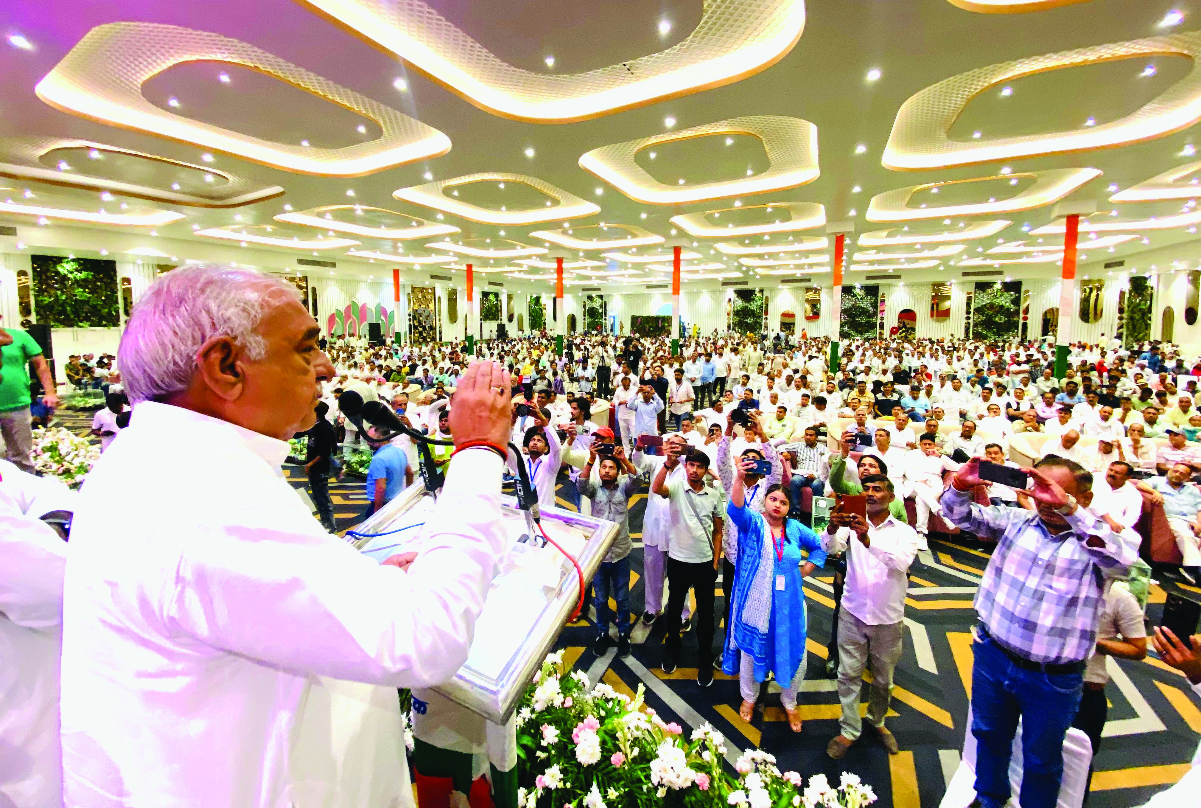 ‘Cong will provide permanent jobs to those employed in Kaushal Nigam’