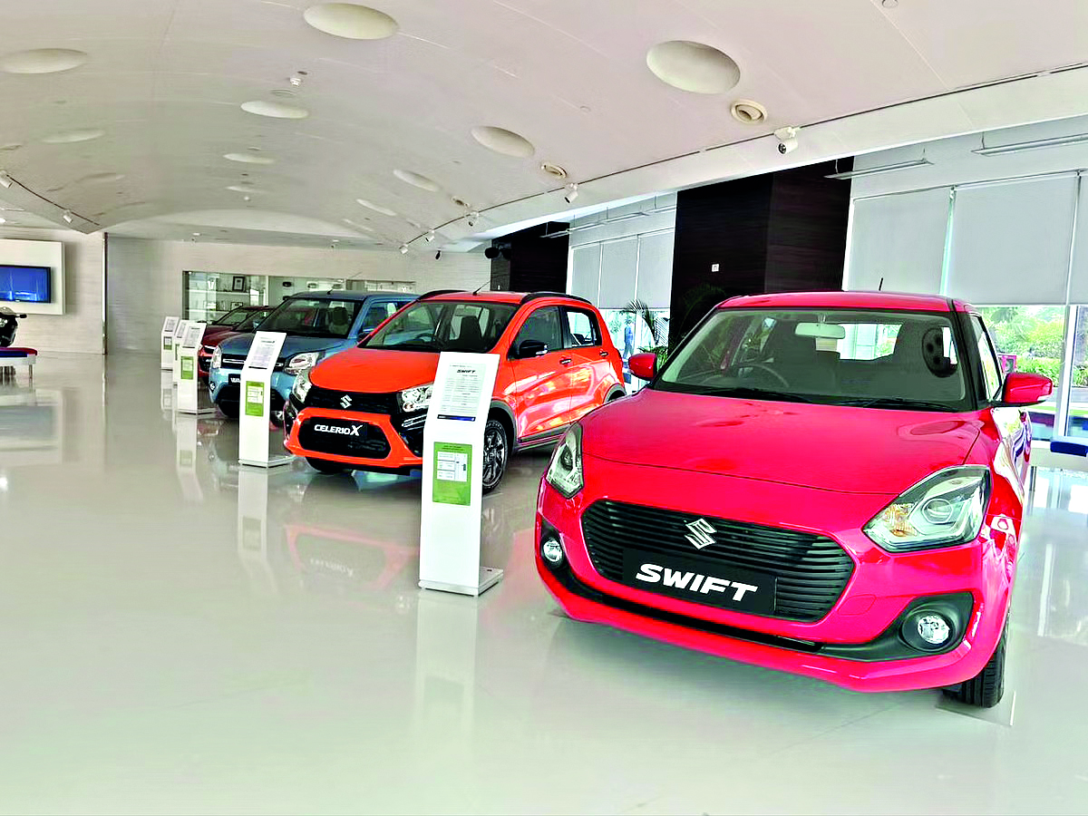 Passenger vehicle retail sales rise 10% in July: FADA Passenger vehicle retail sales rise 10% in July: FADA