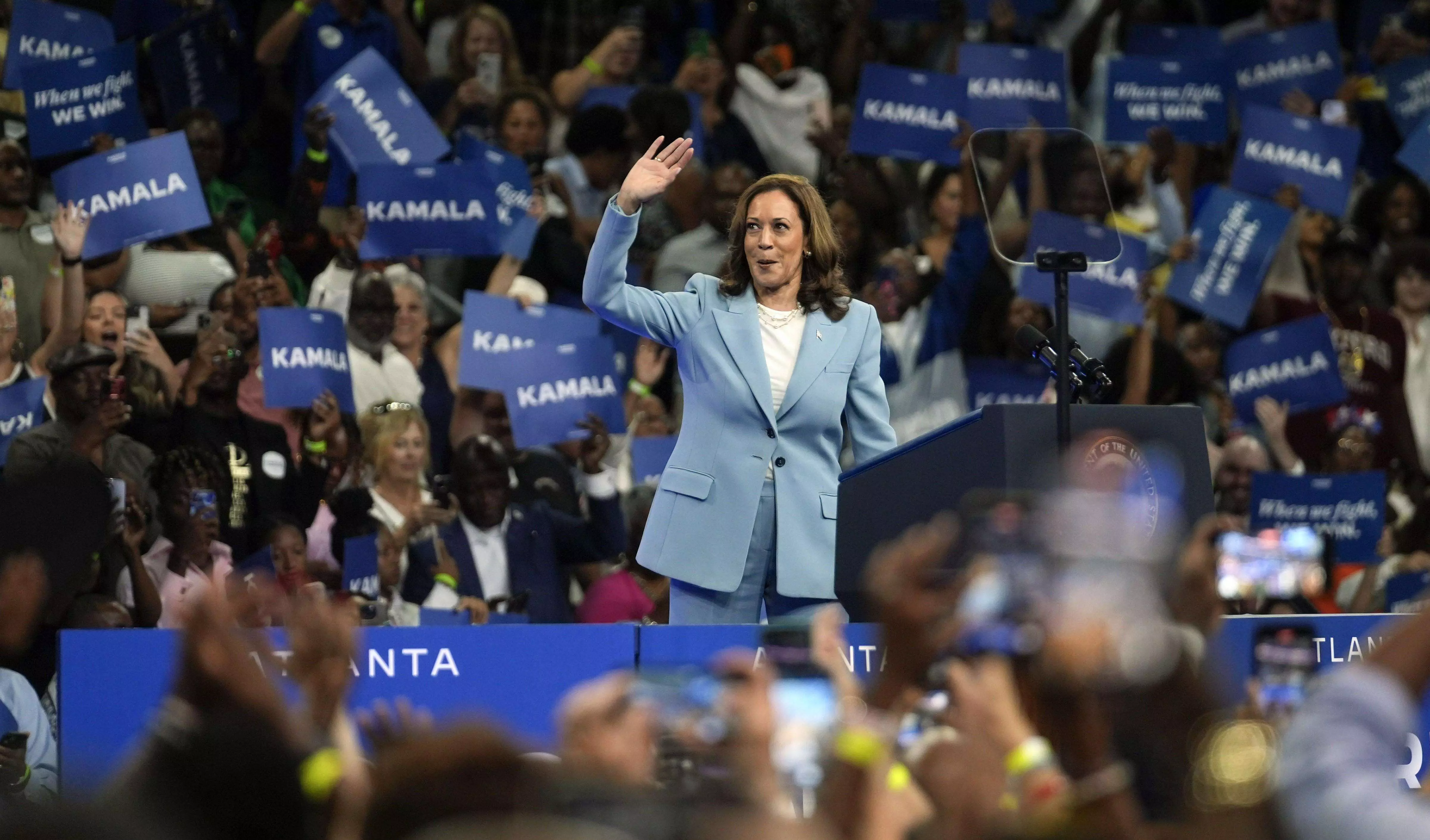 Kamala Harris formally secures Democratic presidential nomination