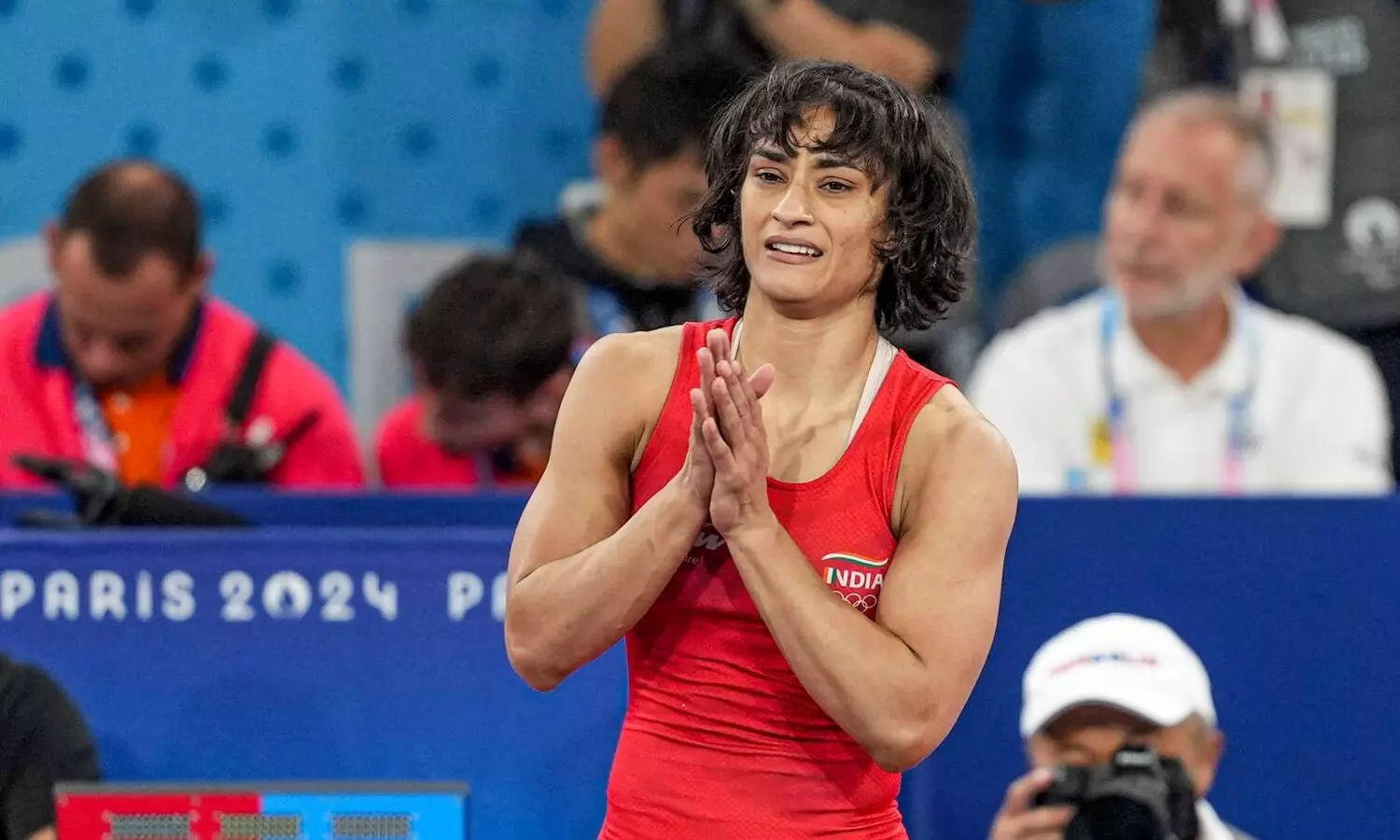 Vinesh Phogats Olympic dream shattered: Disqualified for being overweight Vinesh Phogats Olympic dream shattered: Disqualified for being overweight