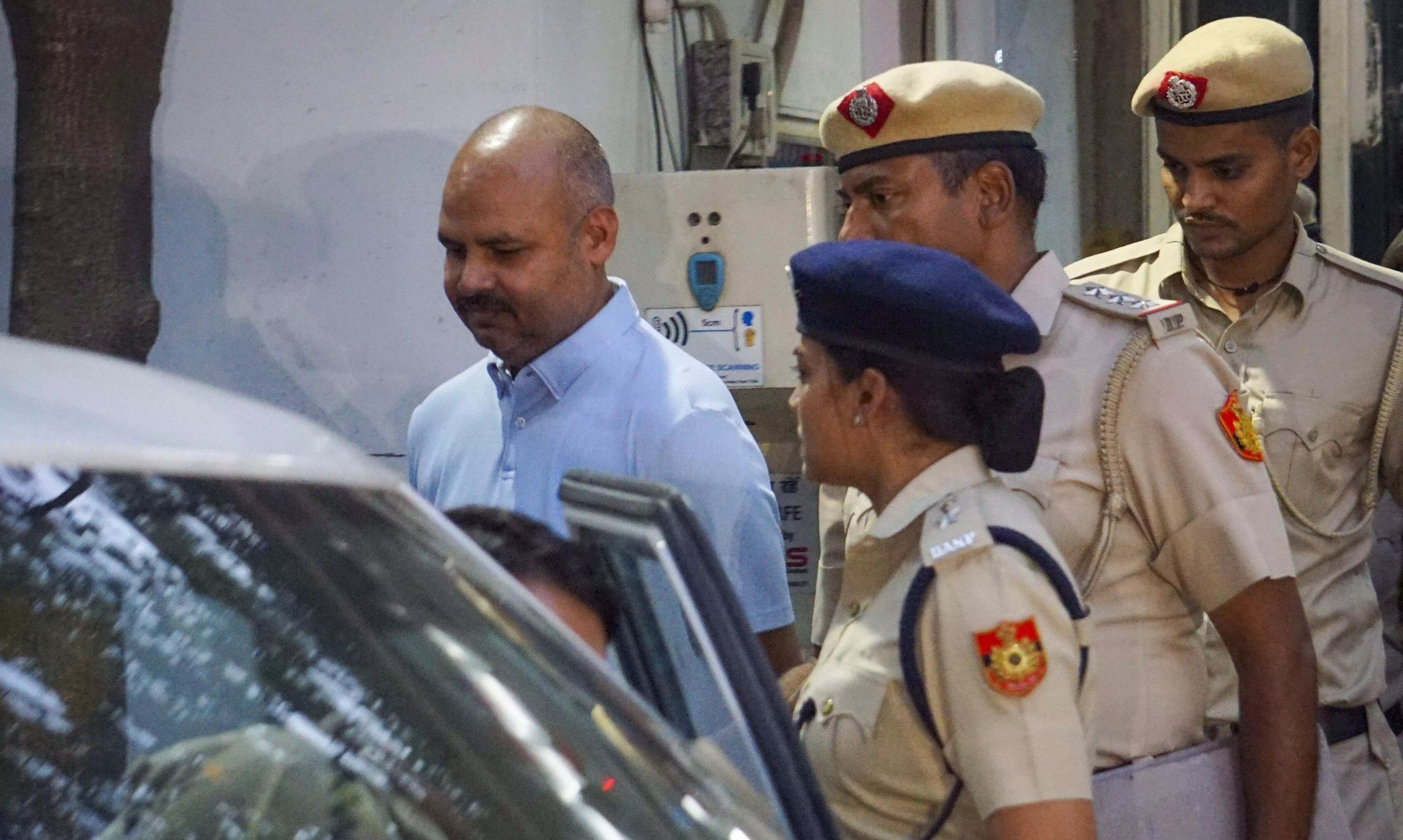 Maliwal assault: SC directs Delhi police to address Bibhav Kumars bail plea by Aug 21 Maliwal assault: SC directs Delhi police to address Bibhav Kumars bail plea by Aug 21