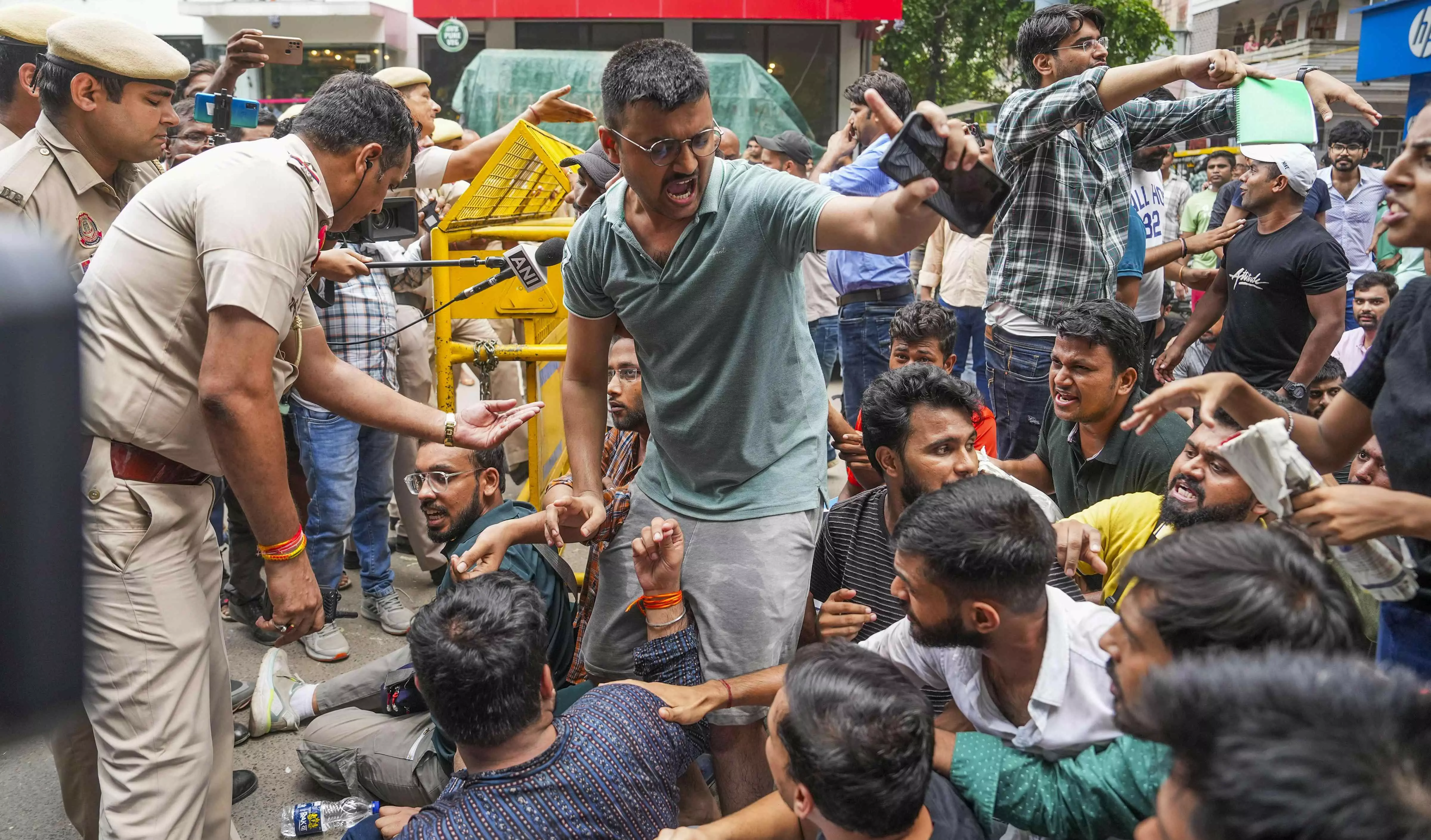 Magistrates probe report into basement flood deaths slams MCD, fire dept for misconduct