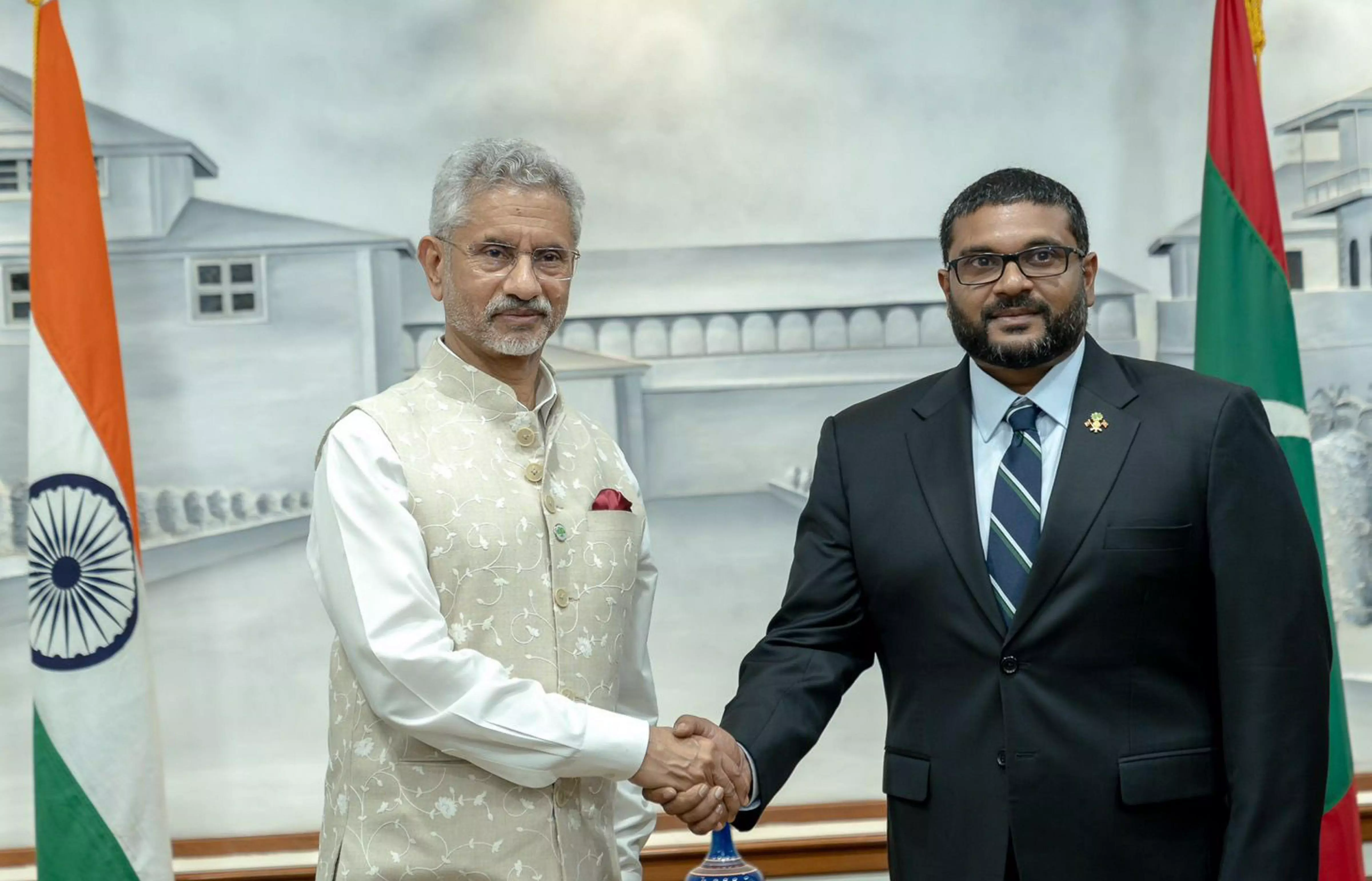 Jaishankar meets Maldivian defence minister, discusses security ties amidst Chinas growing presence Jaishankar meets Maldivian defence minister, discusses security ties amidst Chinas growing presence