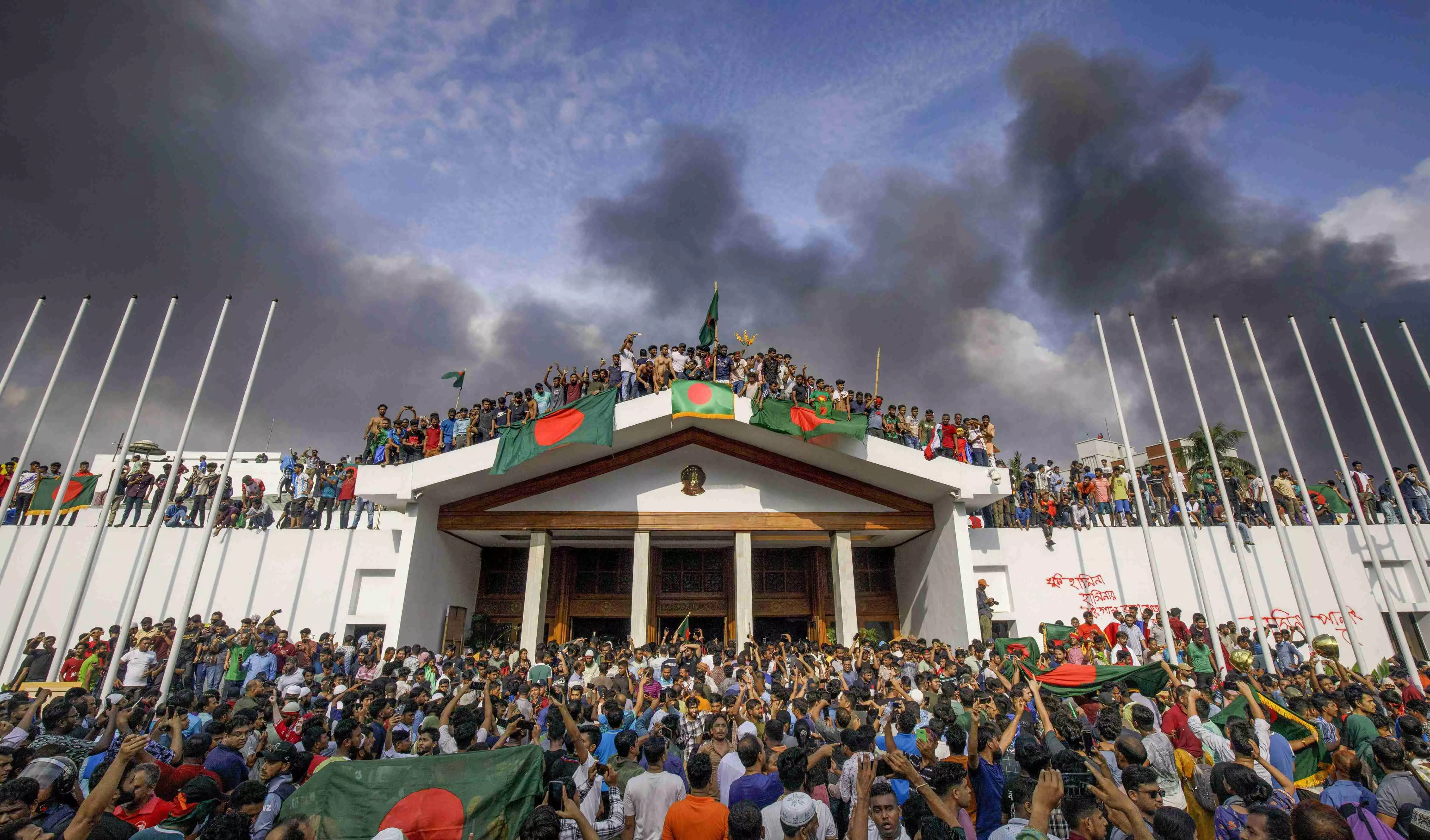 Bangladesh Chief Justice Obaidul Hassan decides to resign amid student protest Bangladesh Chief Justice Obaidul Hassan decides to resign amid student protest
