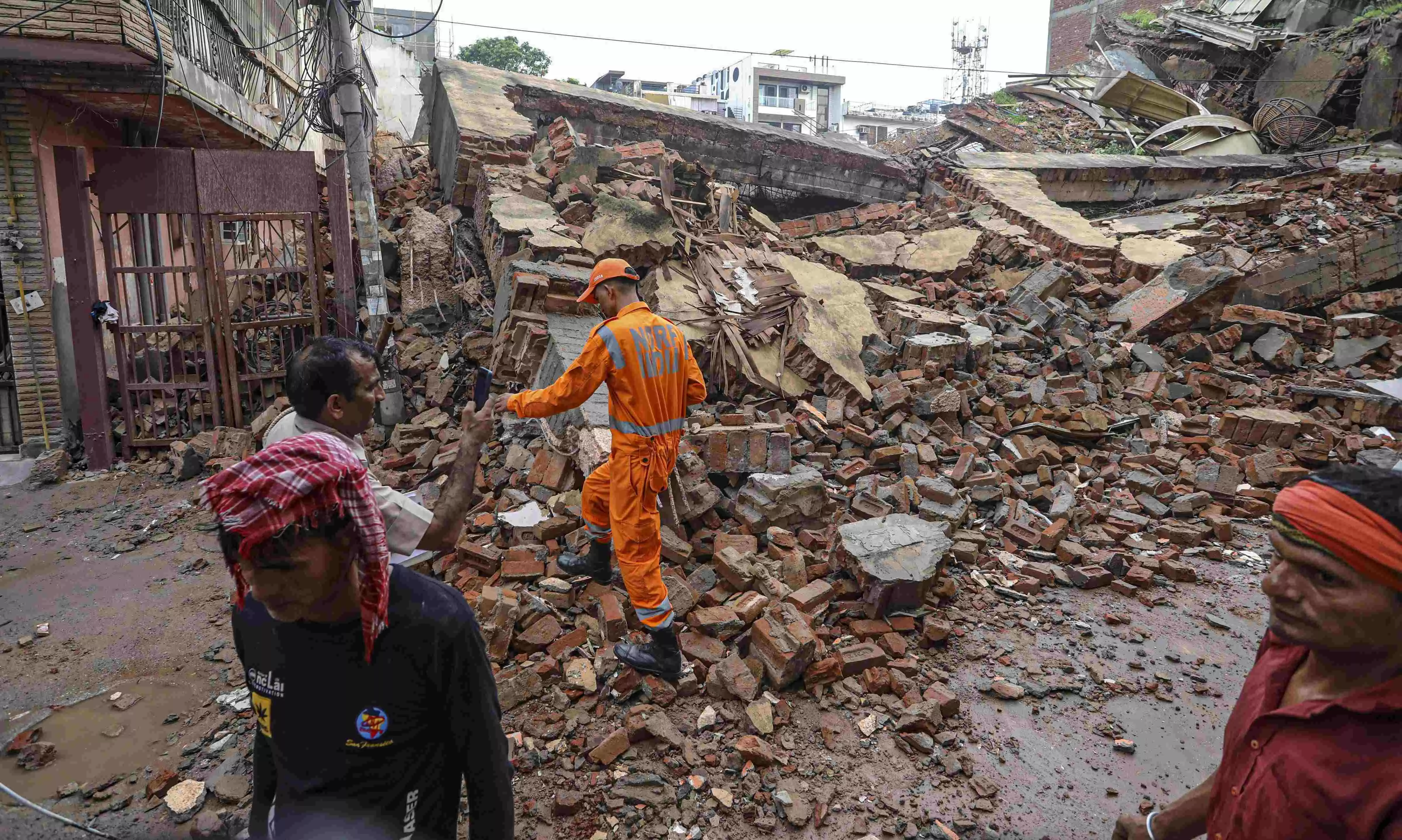 Two-storey building collapse in Delhis Model Town; 1 dead, 2 injured