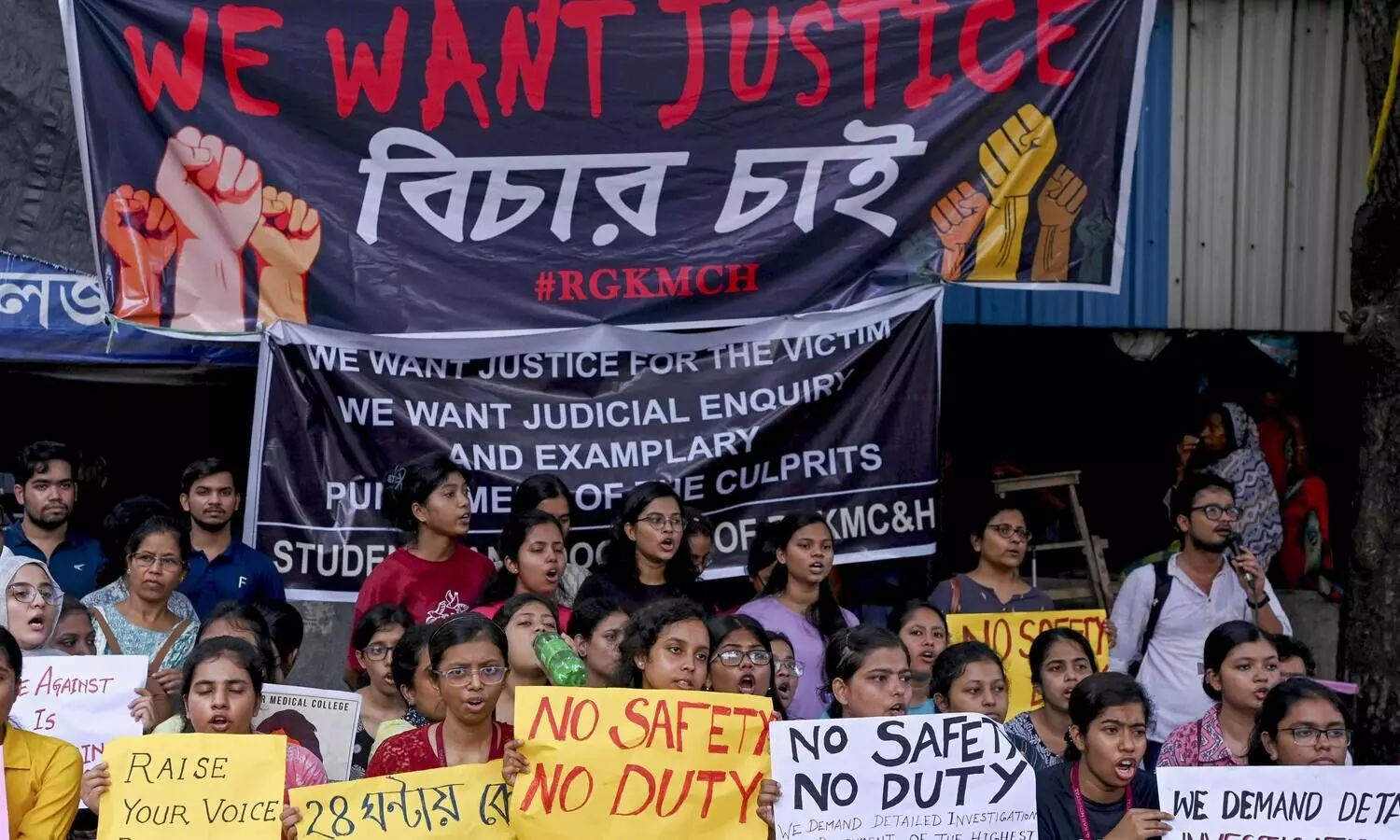 Doctors rape-murder: RG Kar hospital principal resigns, stir continues for 4th day, services hit