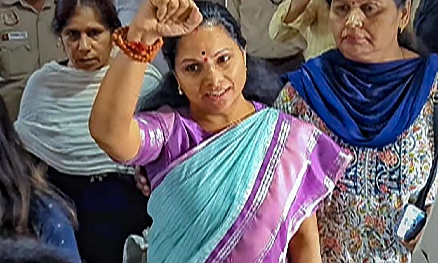 SC seeks CBI, ED response on BRS leader K Kavithas bail pleas in excise cases