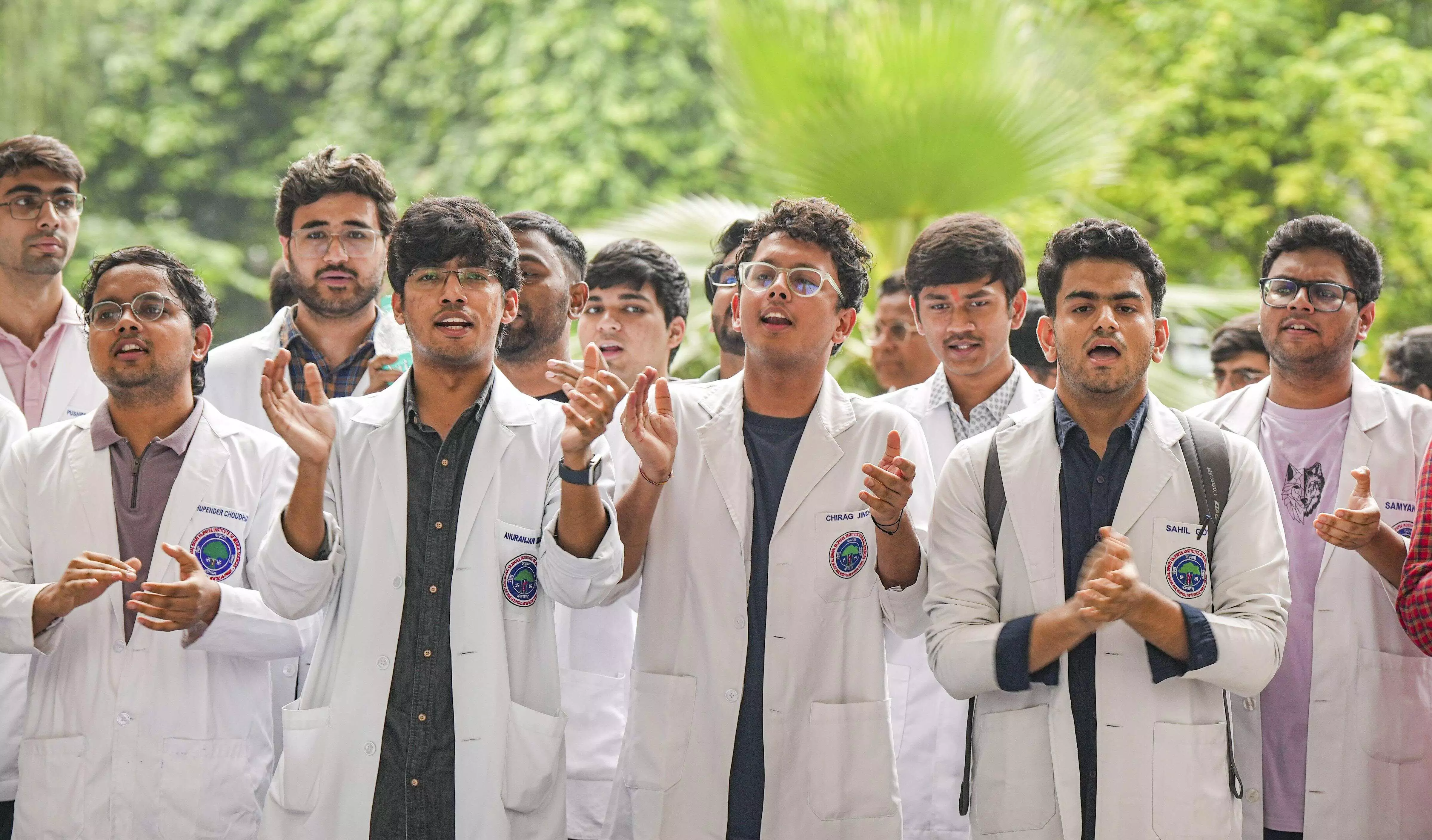 Cal HC to hear PIL seeking CBI probe into woman doctor rape, murder case