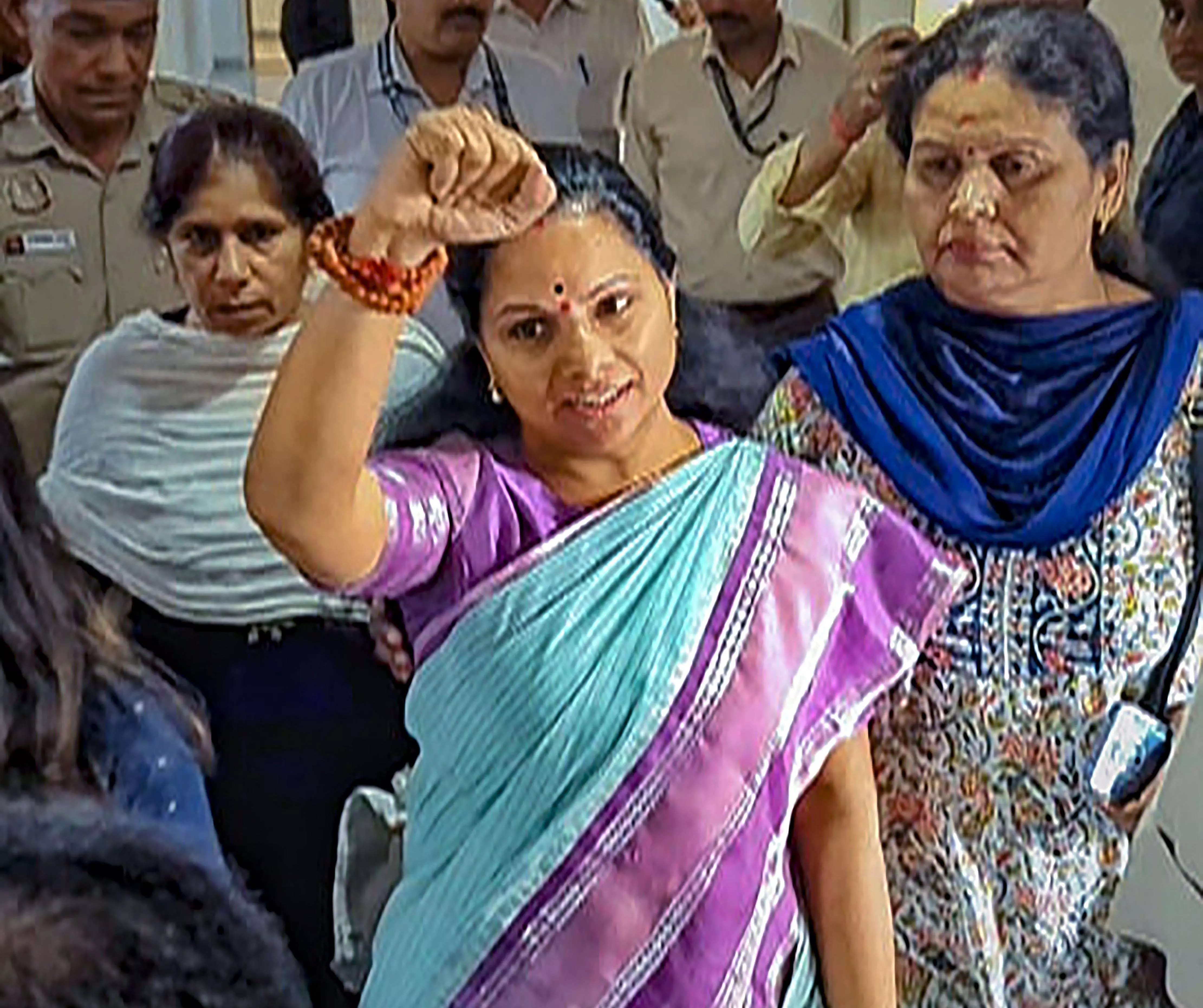 SC seeks CBI, ED response on BRS leader K Kavithas bail pleas in excise cases