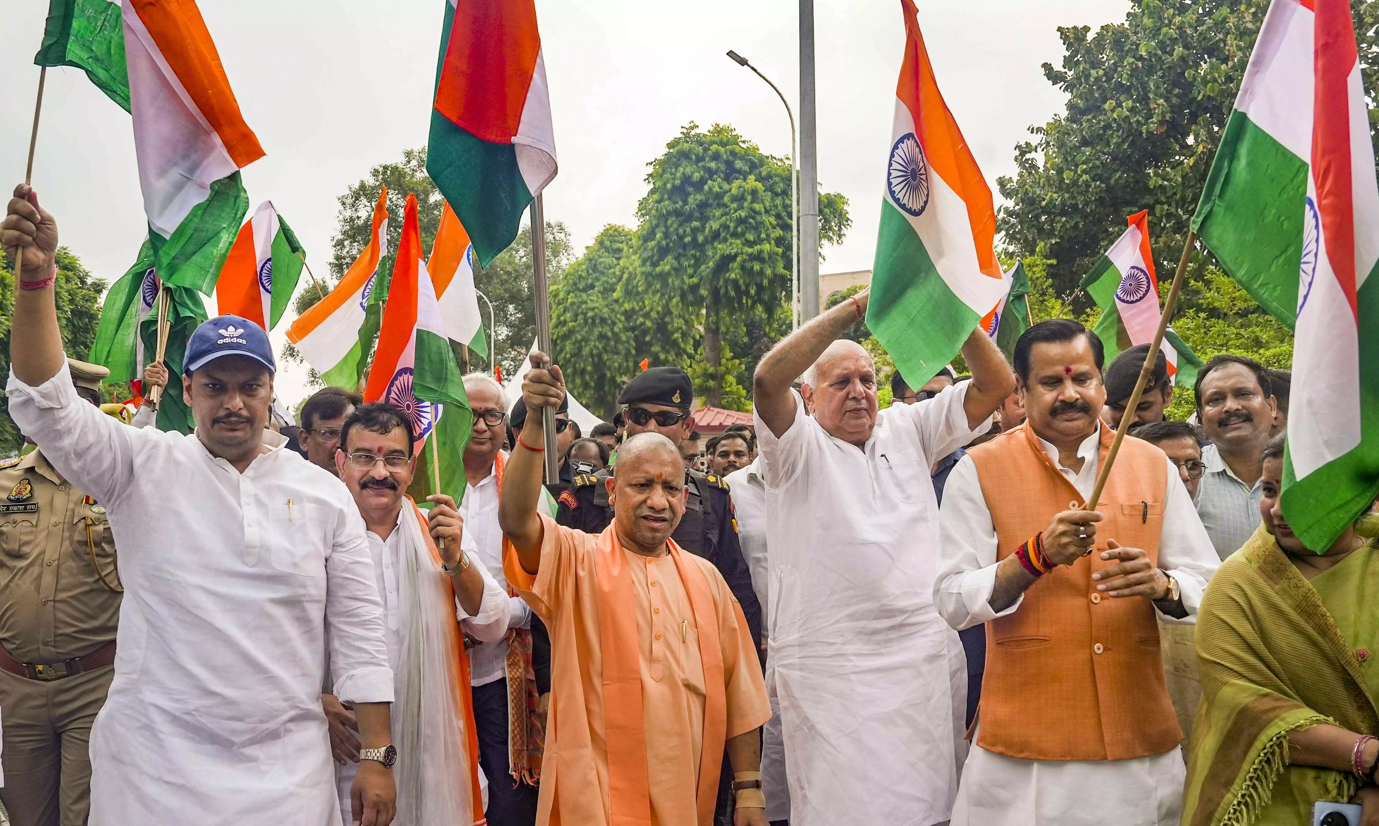 UP govt has taken pledge to deliver tricolor to four and a half crore houses: Adityanath