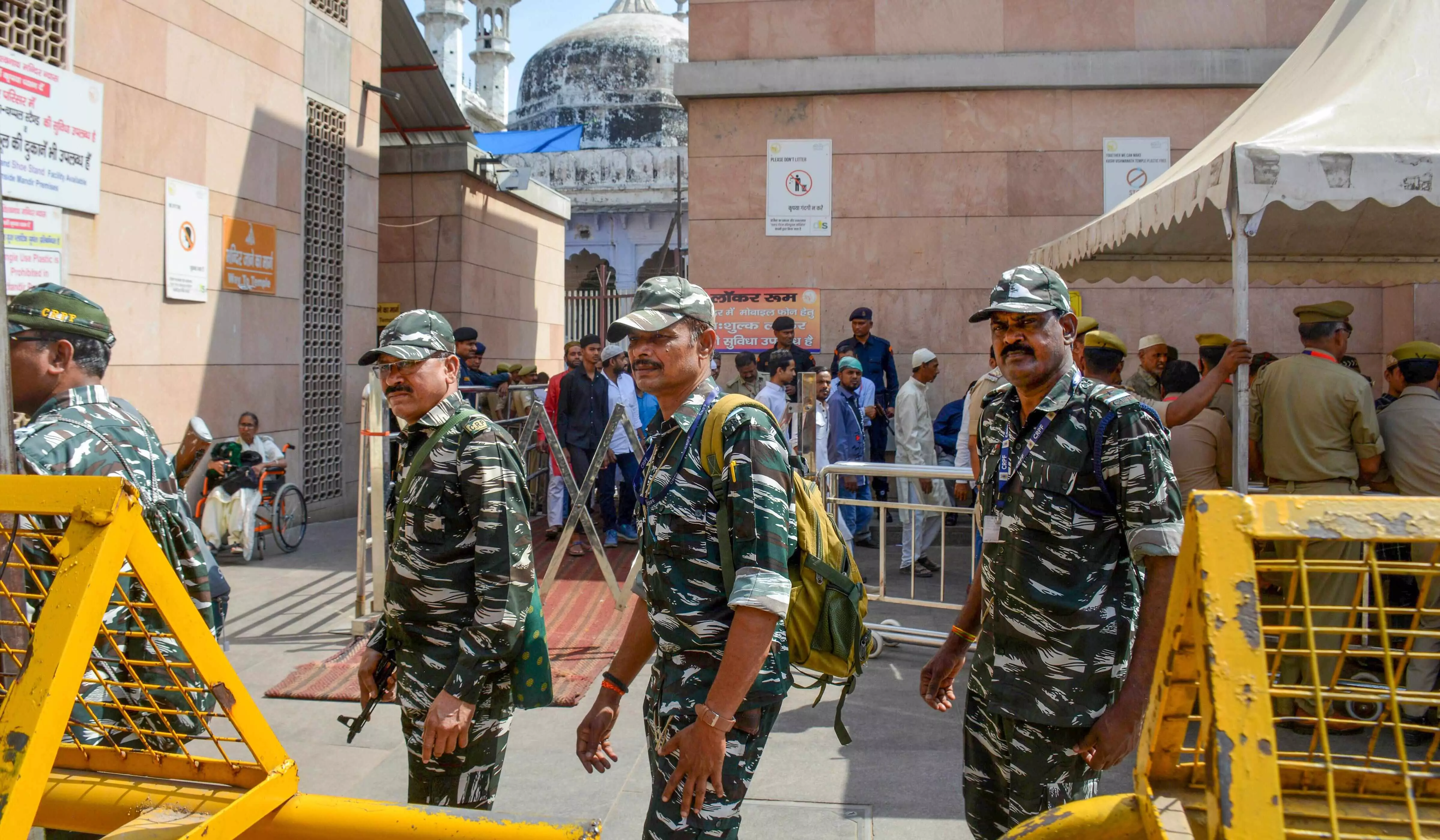 Gyanvapi: HC defers hearing on plea for wazukhana survey as Muslim side counsel fails to appear Gyanvapi: HC defers hearing on plea for wazukhana survey as Muslim side counsel fails to appear
