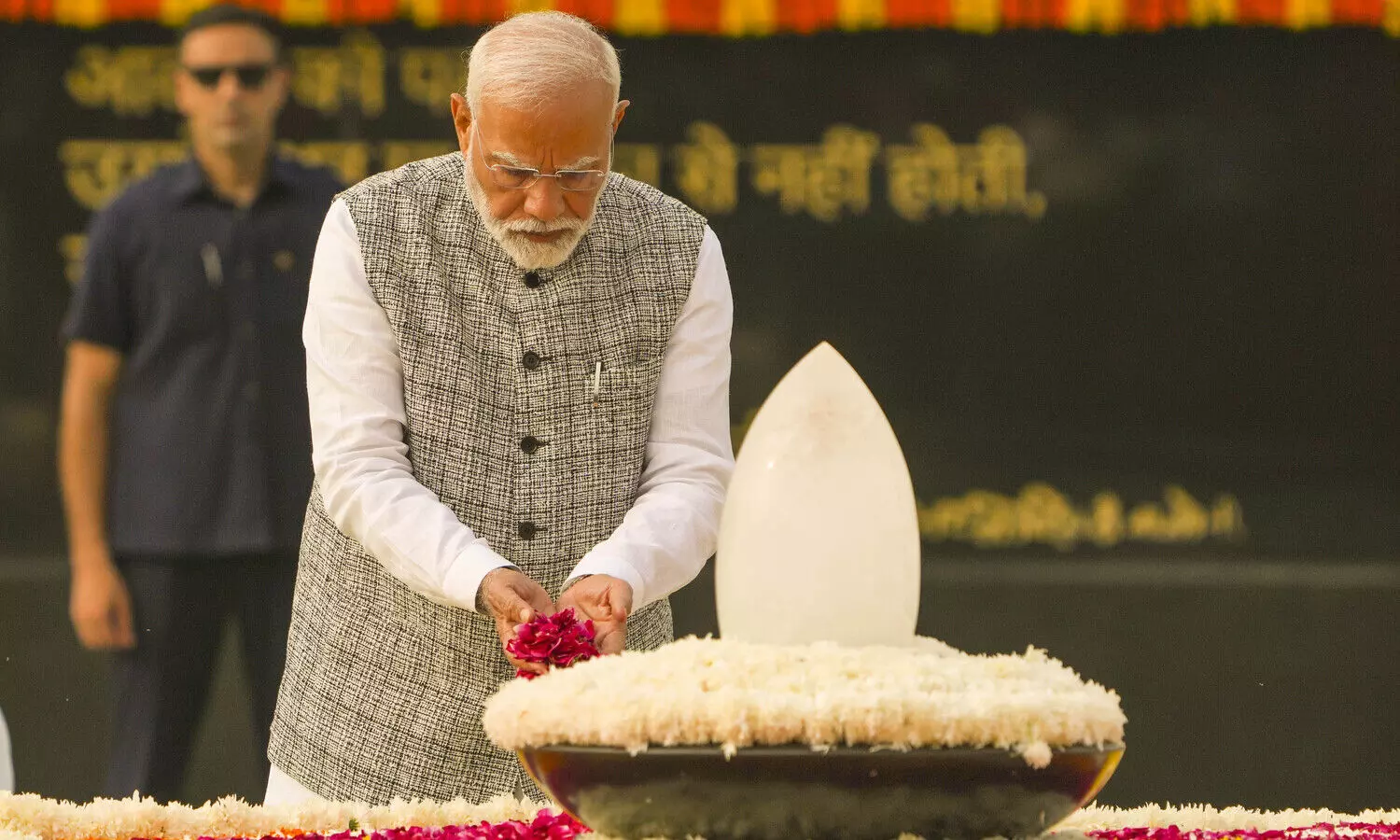 PM Modi, Prez Murmu pay tributes to Vajpayee on death anniversary
