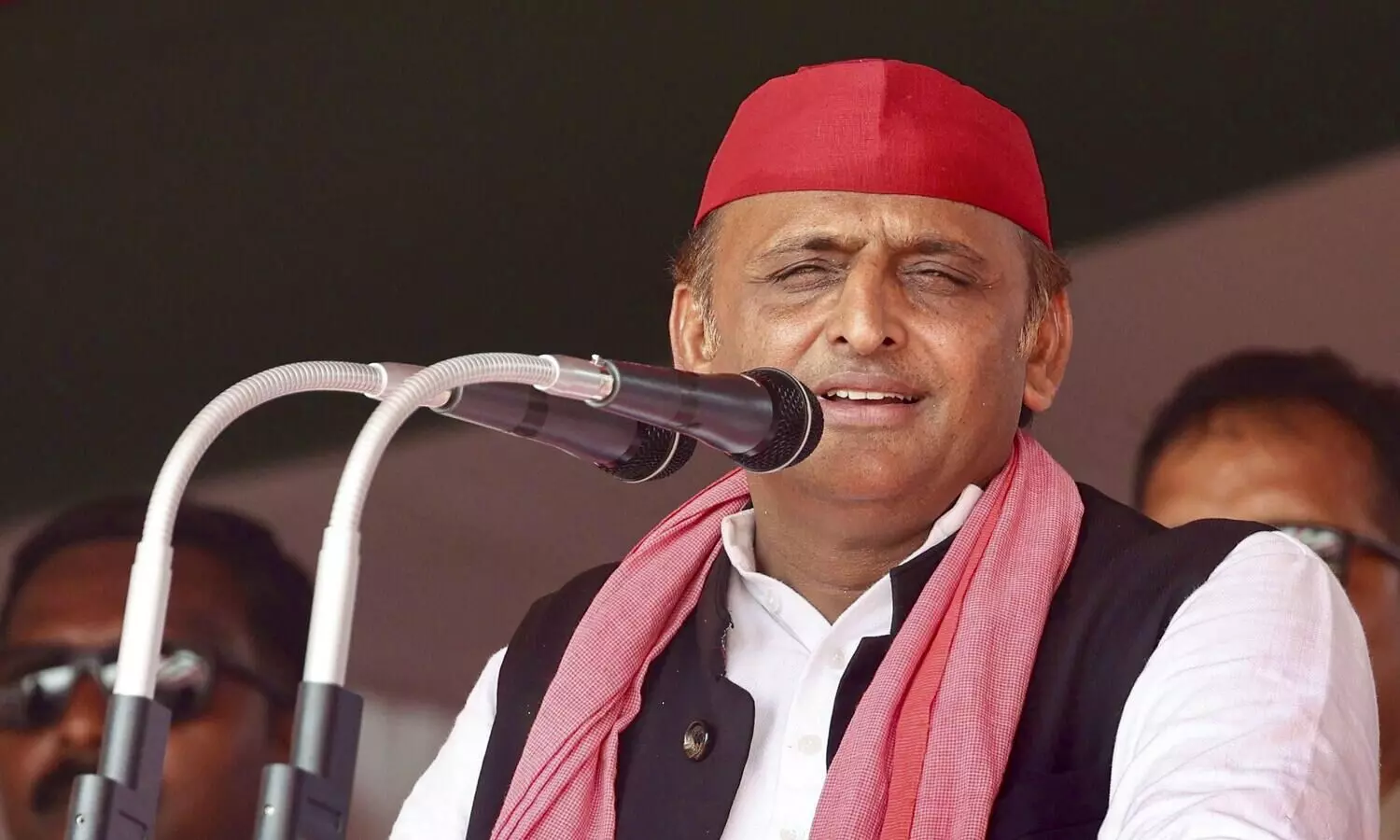 Akhilesh attacks BJP, defends Mamata in Kolkata doctors rape-murder case