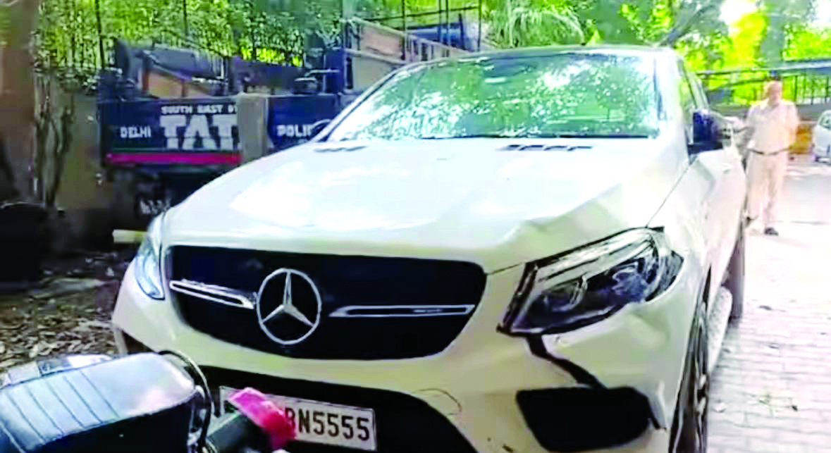 Speeding Mercedes mows down man in SE Delhi, driver arrested