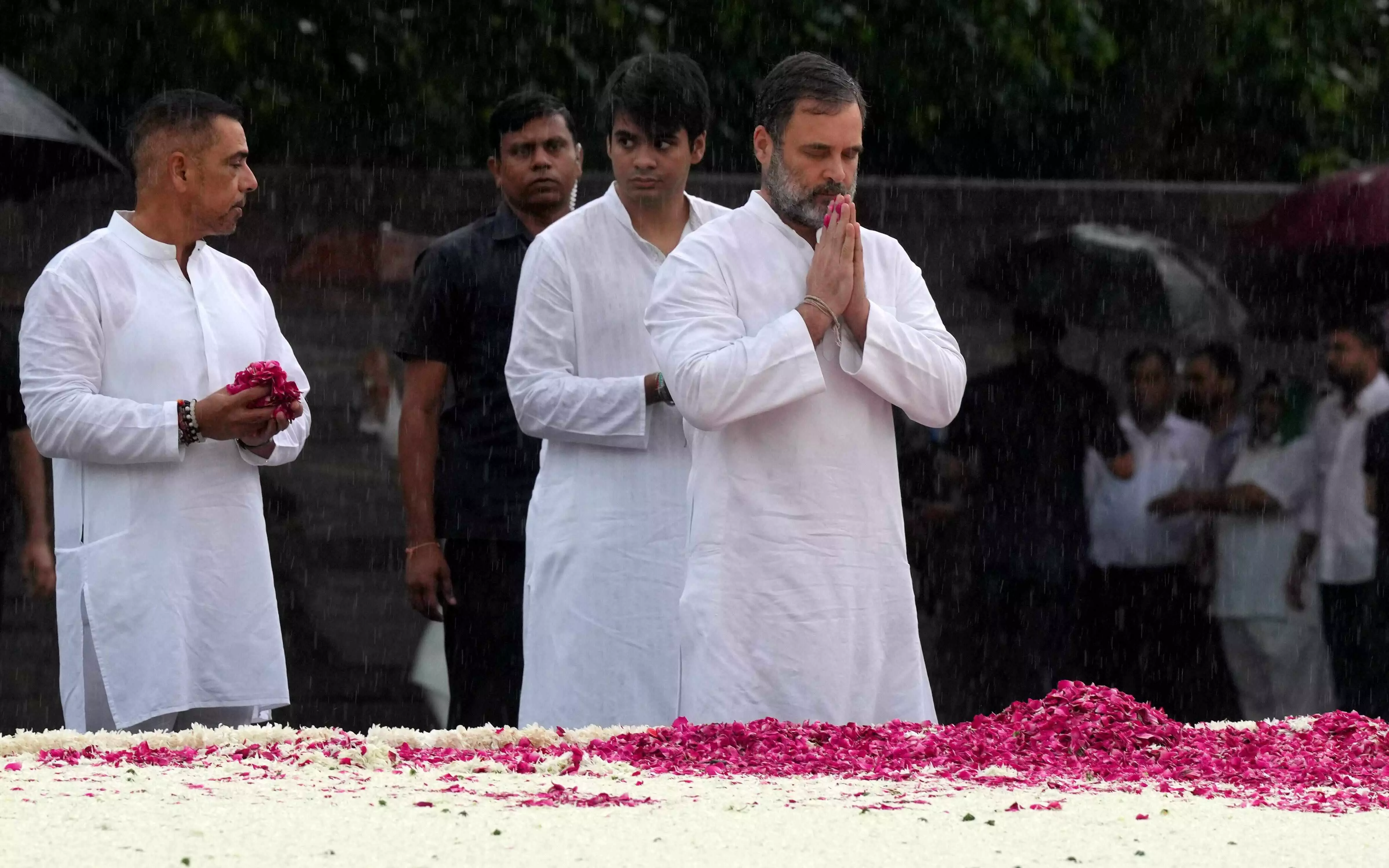 Rajiv Gandhi brought India to 21st century with unprecedented contribution: Cong