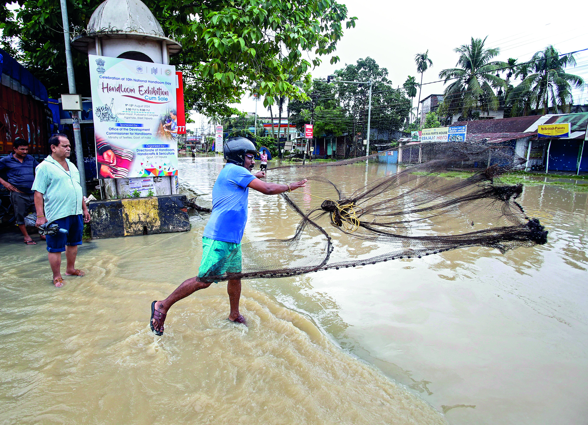 Tripura: Landslides kill seven, two missing amid heavy rainfall Tripura: Landslides kill seven, two missing amid heavy rainfall