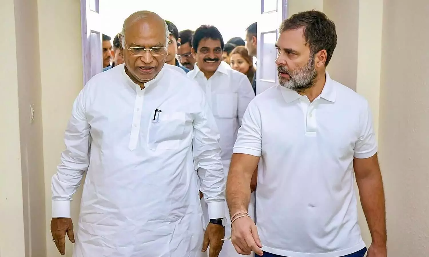 Kharge, Gandhi to begin 2-day visit to J-K from Srinagar