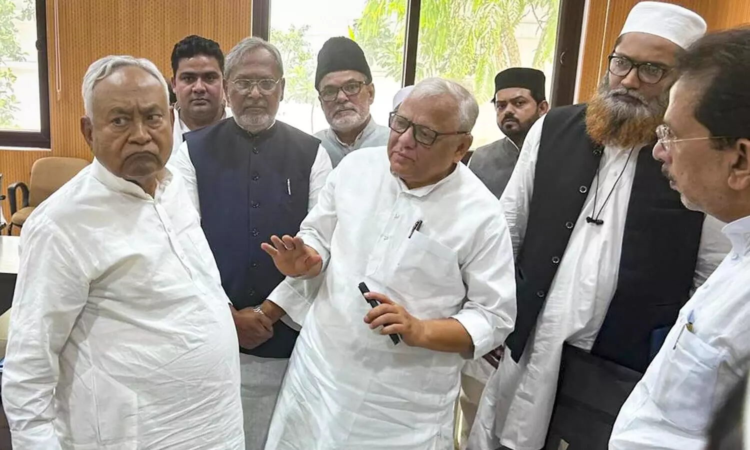 Members raise questions on provisions of Waqf bill as Parl panel holds first meeting