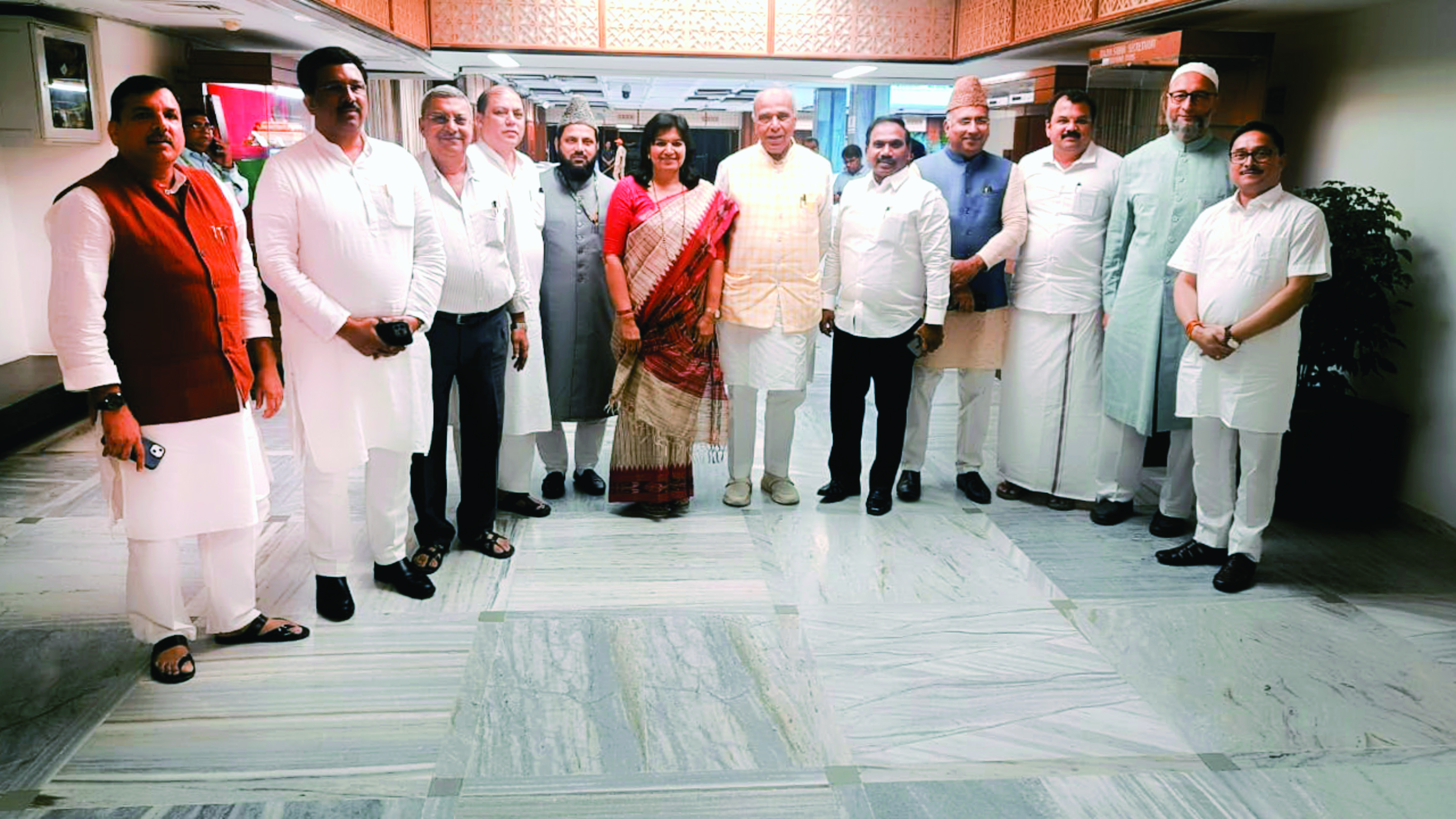 Oppn MPs question provisions of Waqf Bill as Parl panel holds first meeting