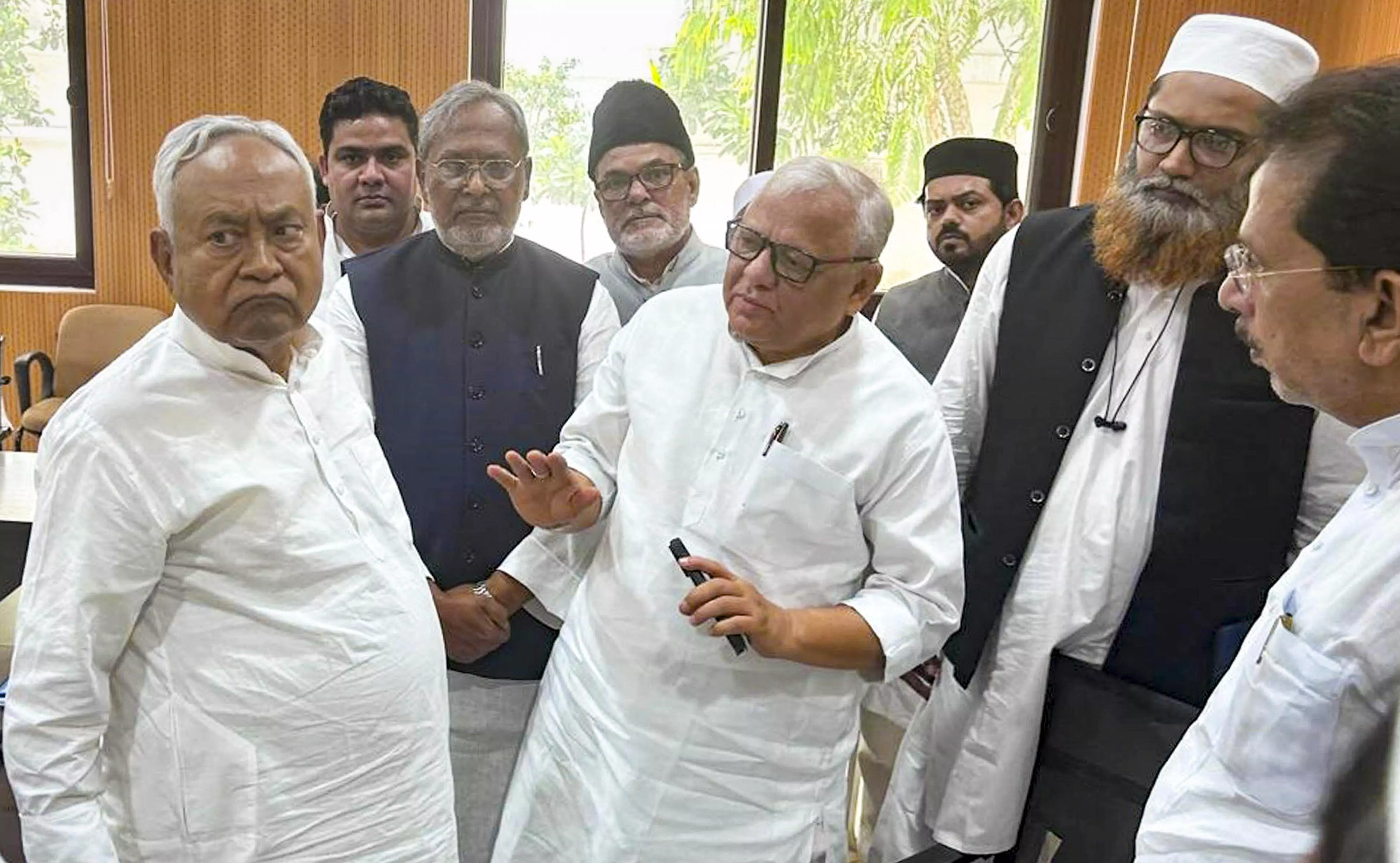 Members raise questions on provisions of Waqf bill as Parl panel holds first meeting