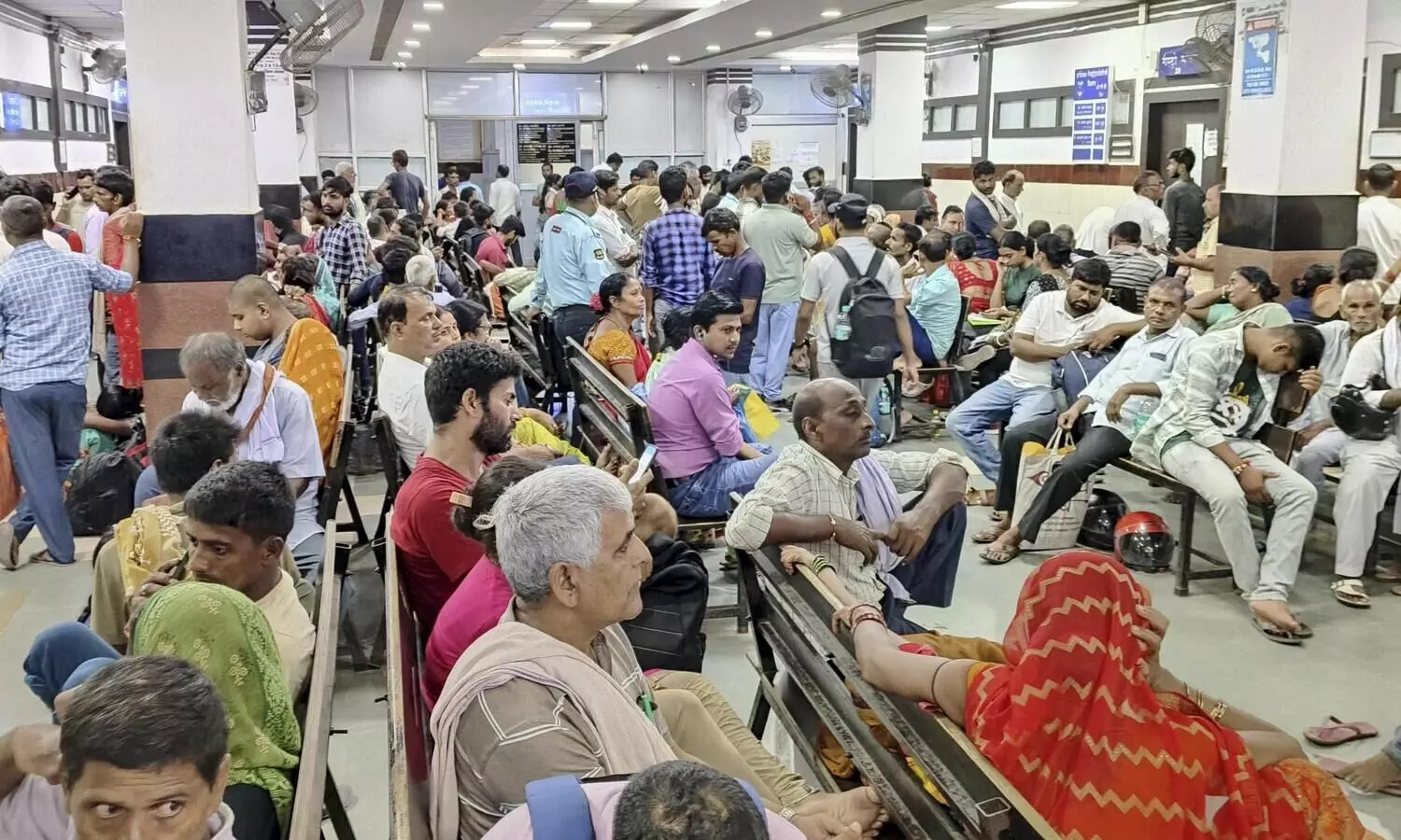 Resident doctors return to work after ending stir over Kolkata rape-murder