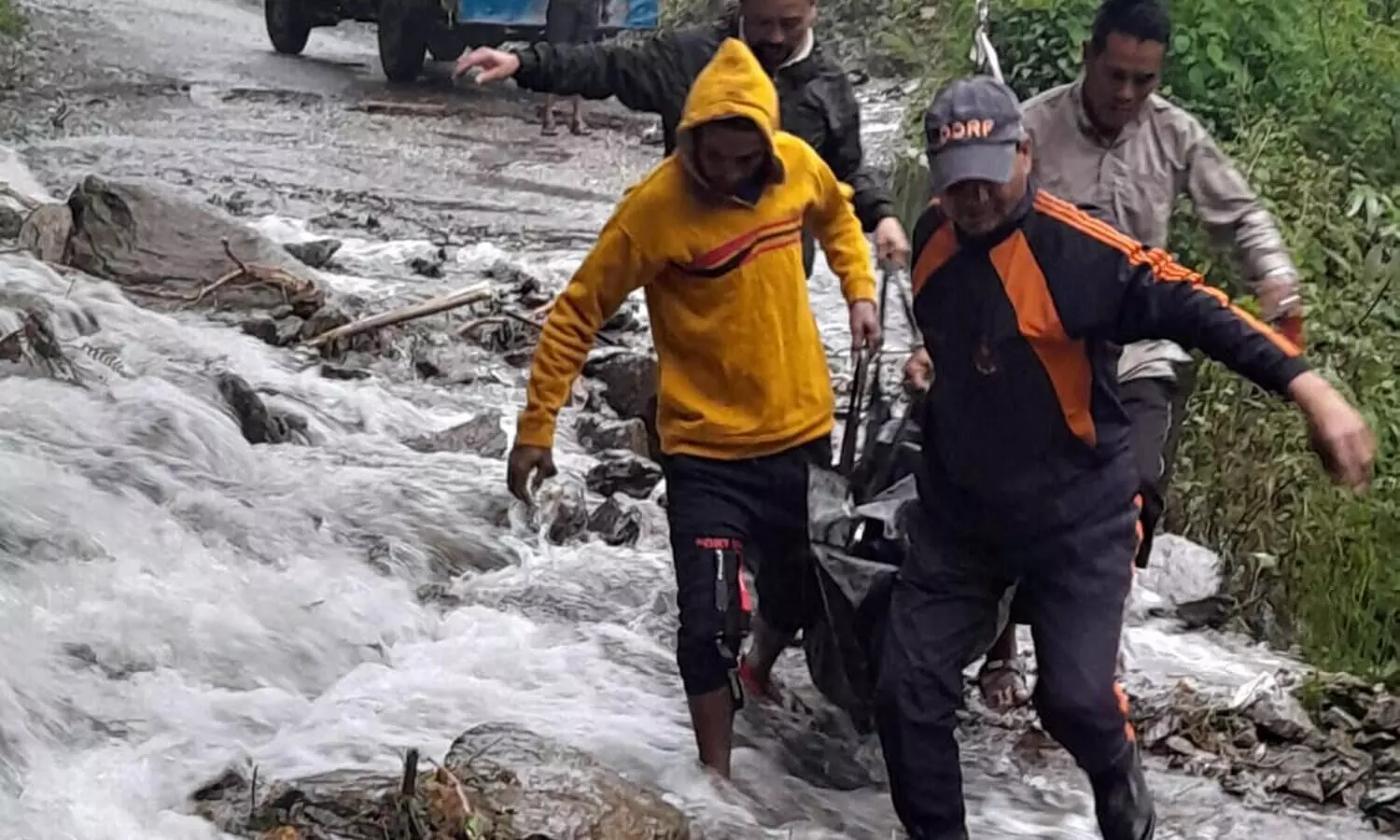 Heavy rain lashes Ukhand: Four Nepalese killed, one swept away in Ganga