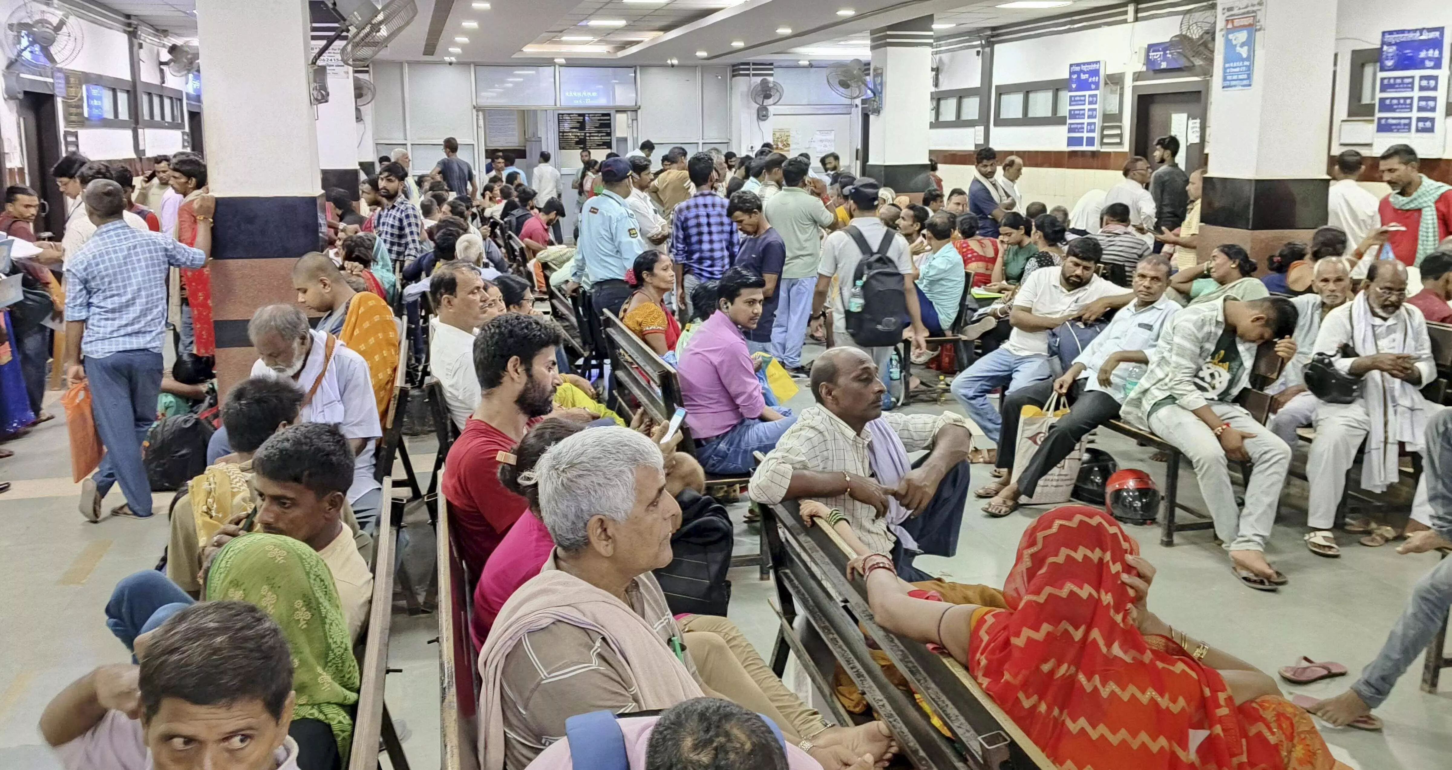 Resident doctors return to work after ending stir over Kolkata rape-murder