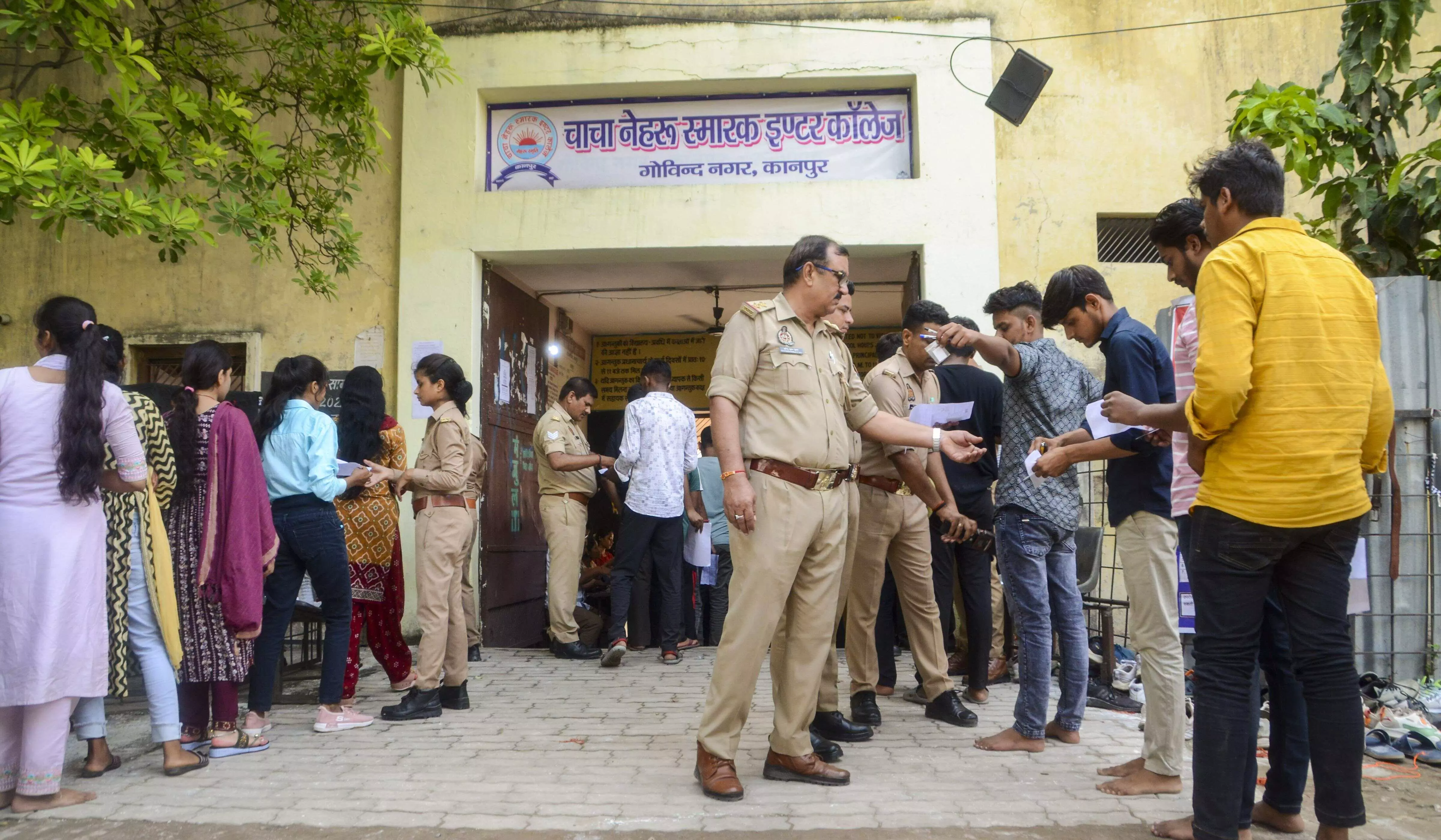 Police constable recruitment exam begins amid tight security in UP