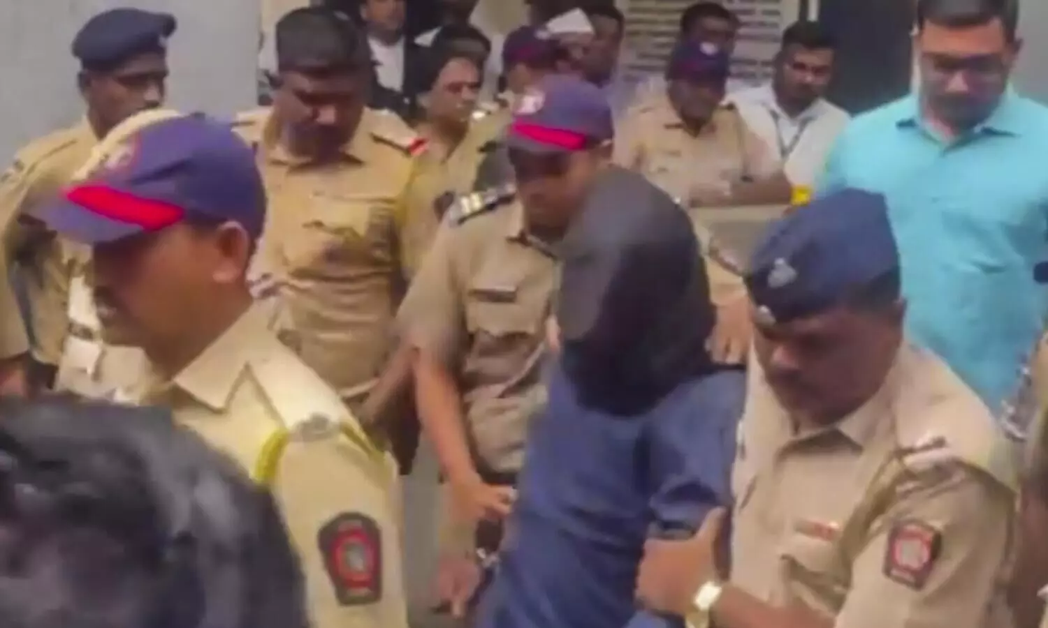 Sexual abuse case at Badlapur school: Thane court remands accused to 14-day judicial custody