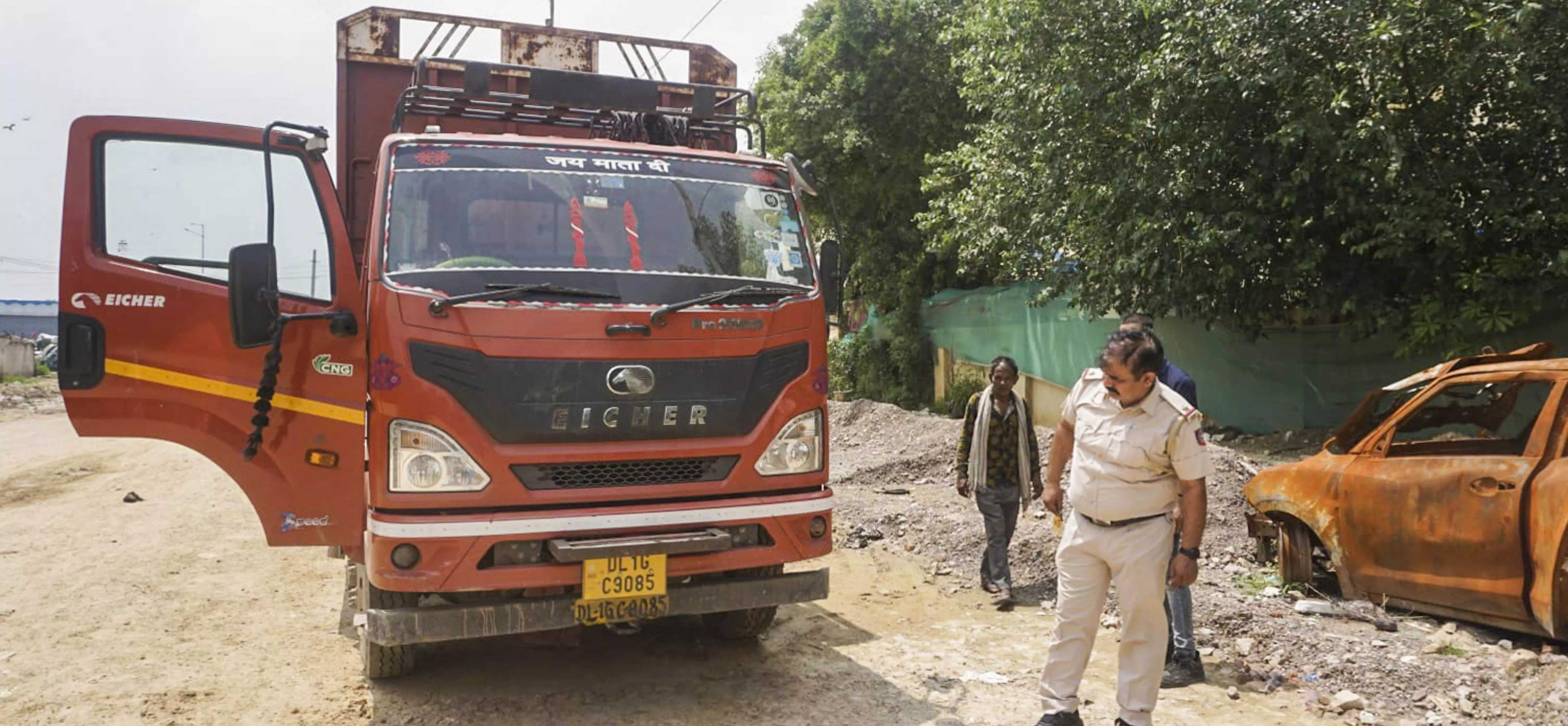 Truck runs over pavement dwellers in northeast Delhi, three dead