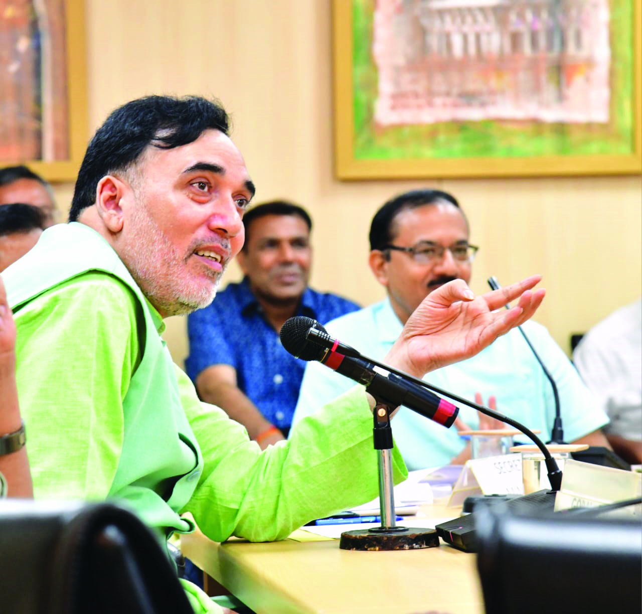Pollution: Ensure fully operational infra before winter, says Gopal Rai Pollution: Ensure fully operational infra before winter, says Gopal Rai