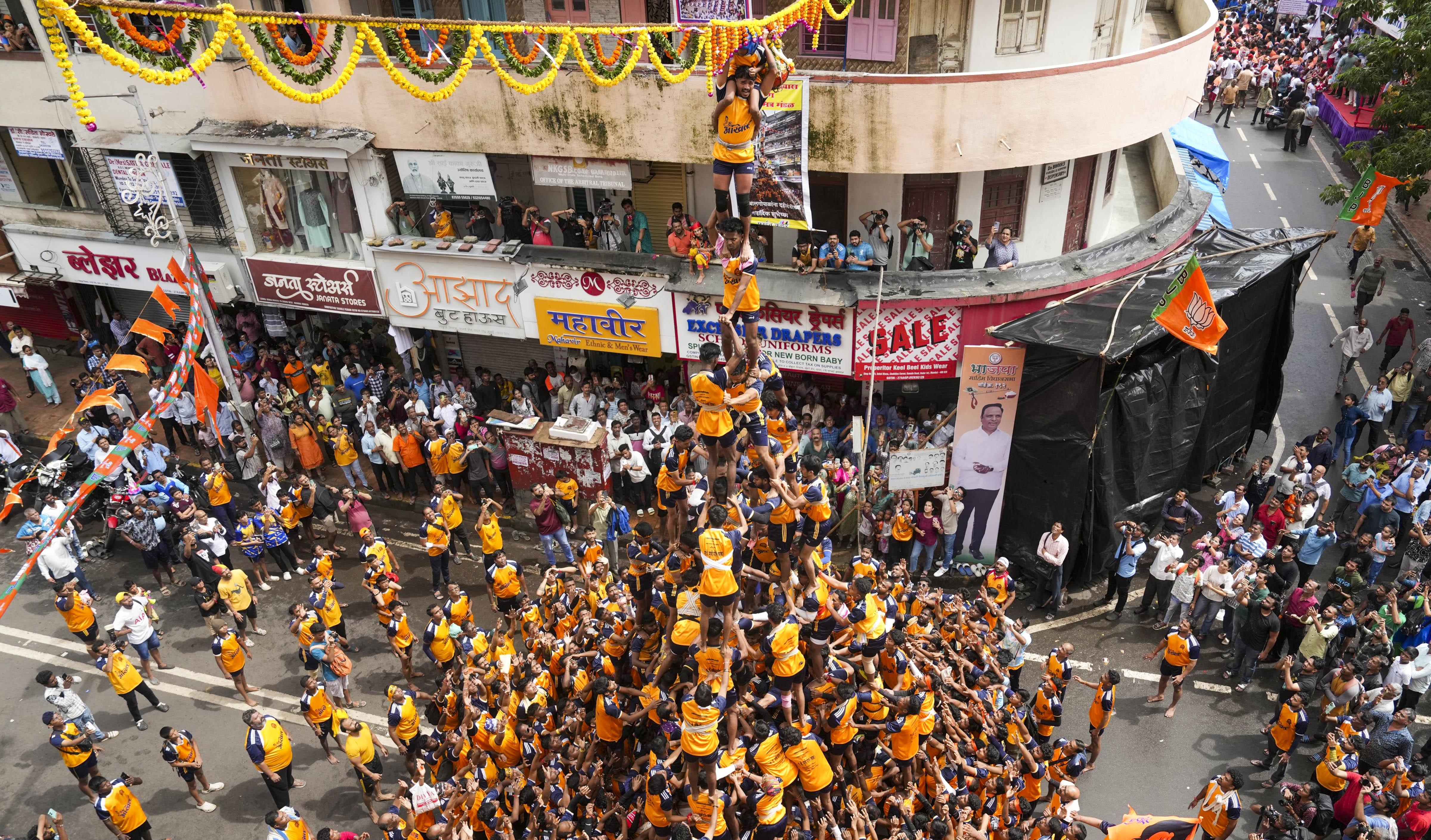 245 Govindas injured during Dahi Handi celebrations in Mumbai