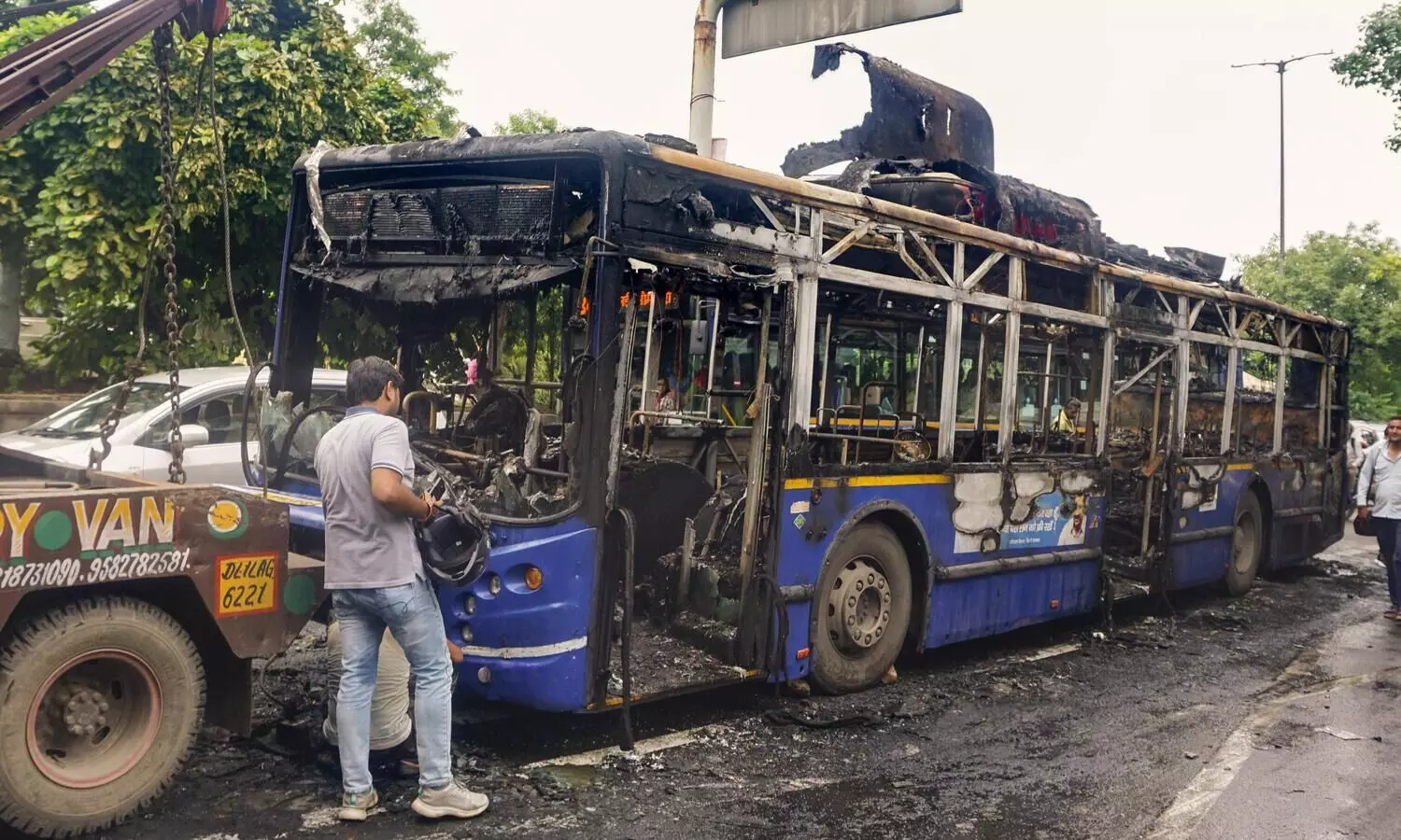 DTC bus gutted in east Delhis Jagatpuri, all 50 passengers rescued