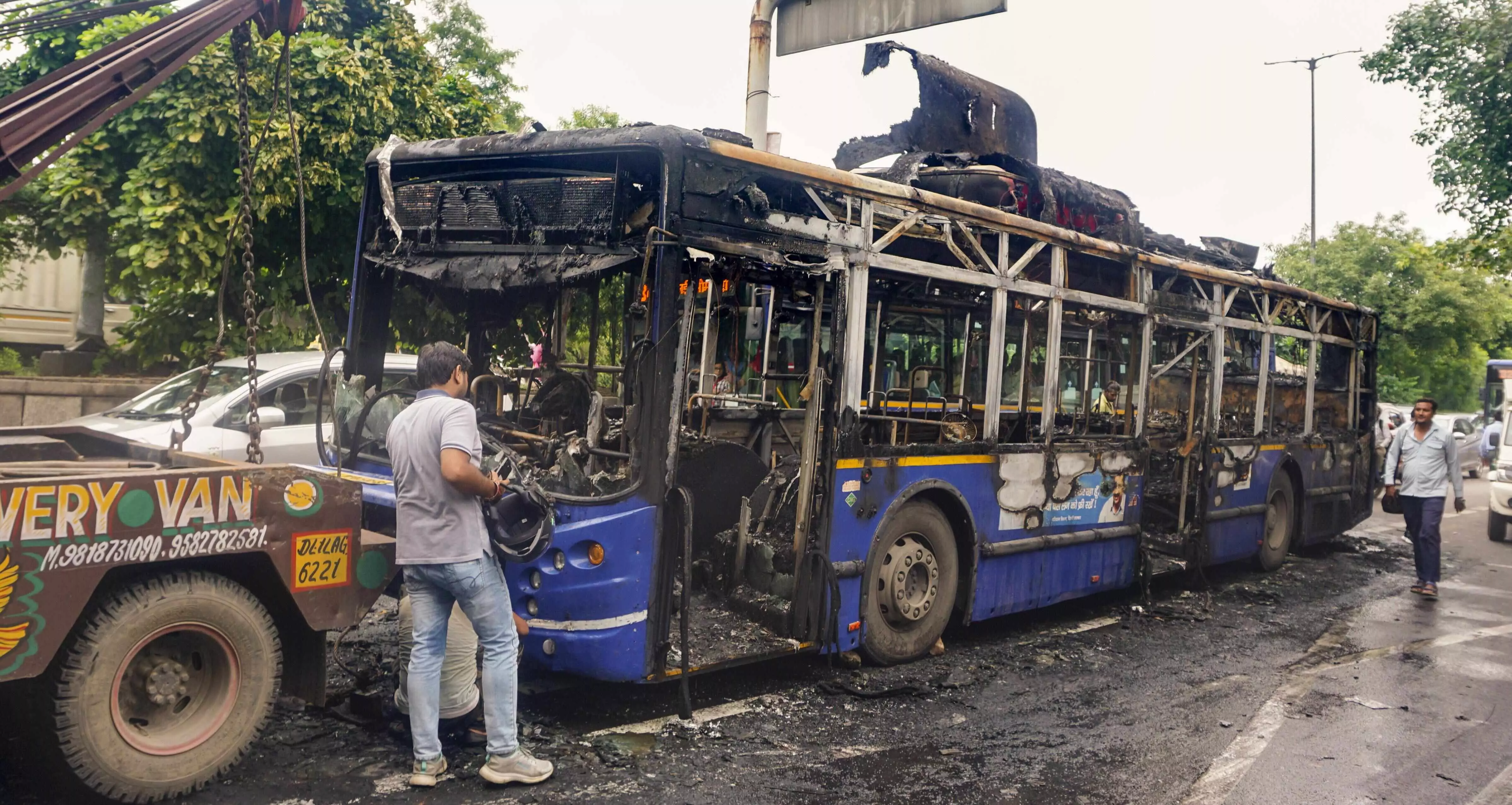 DTC bus gutted in east Delhis Jagatpuri, all 50 passengers rescued DTC bus gutted in east Delhis Jagatpuri, all 50 passengers rescued