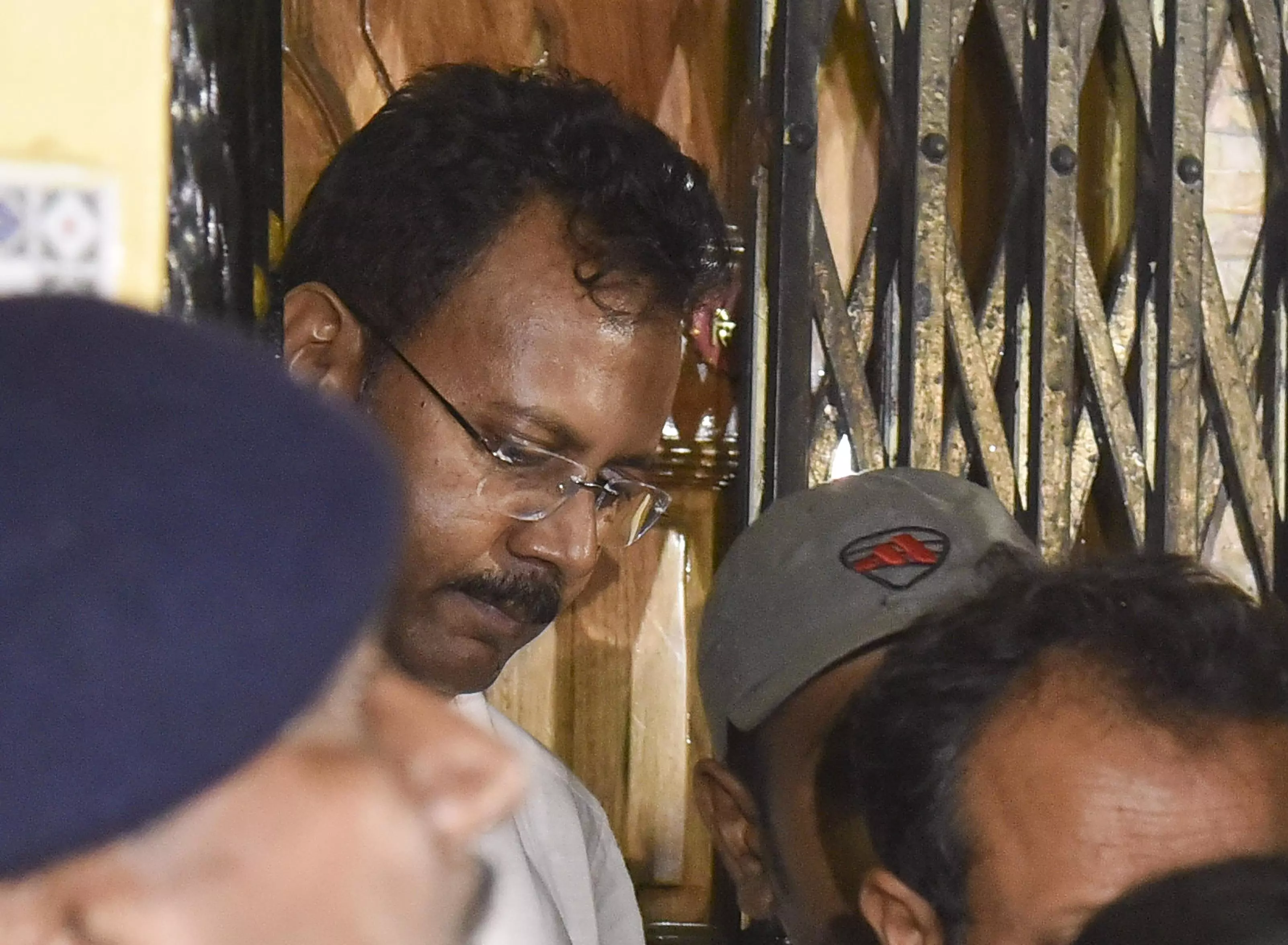 CBI continues to quiz ex-RG Kar hospital principal in doctors rape-murder case