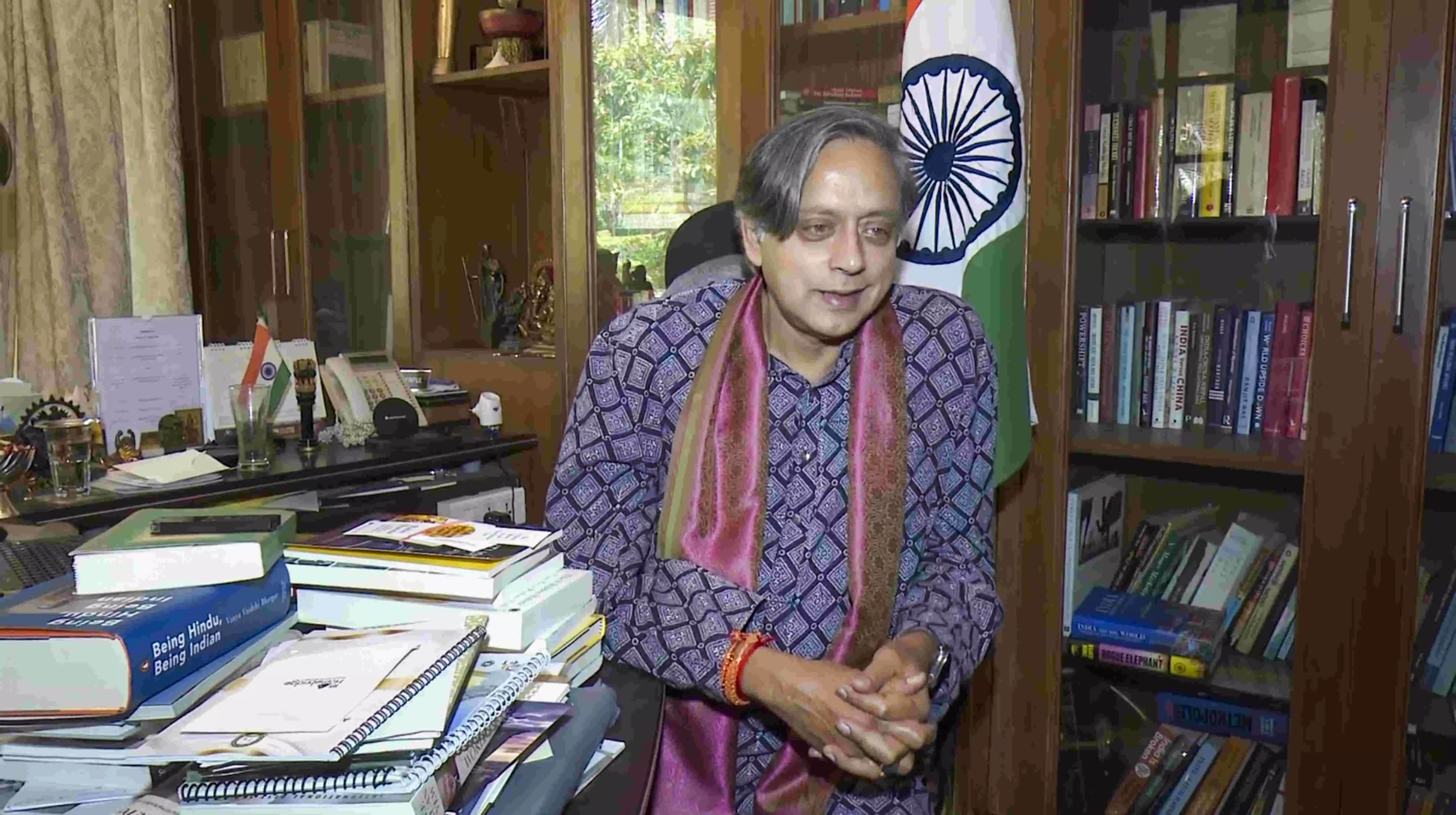 HC refuses to quash defamation proceedings against Tharoor on scorpion on shivling remark targeting PM HC refuses to quash defamation proceedings against Tharoor on scorpion on shivling remark targeting PM